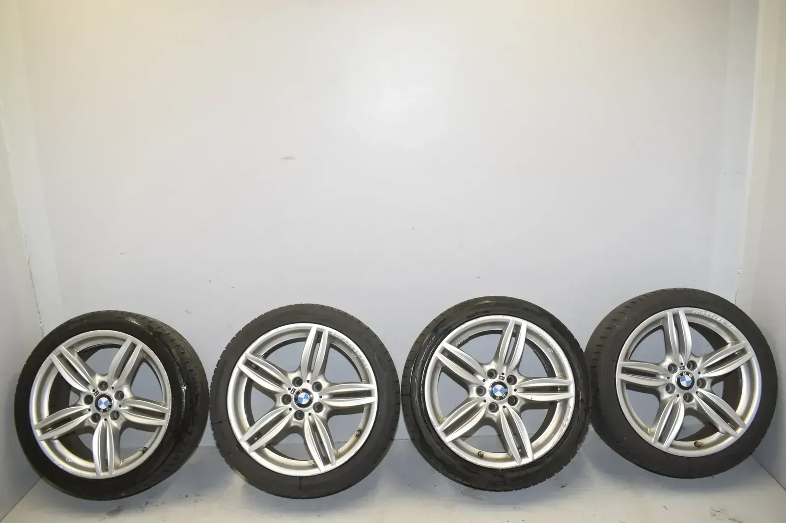 Alloy Wheel Set – OEM 7842652 · BMW 5 Touring (F11) 530 d xDrive 2012 – 9