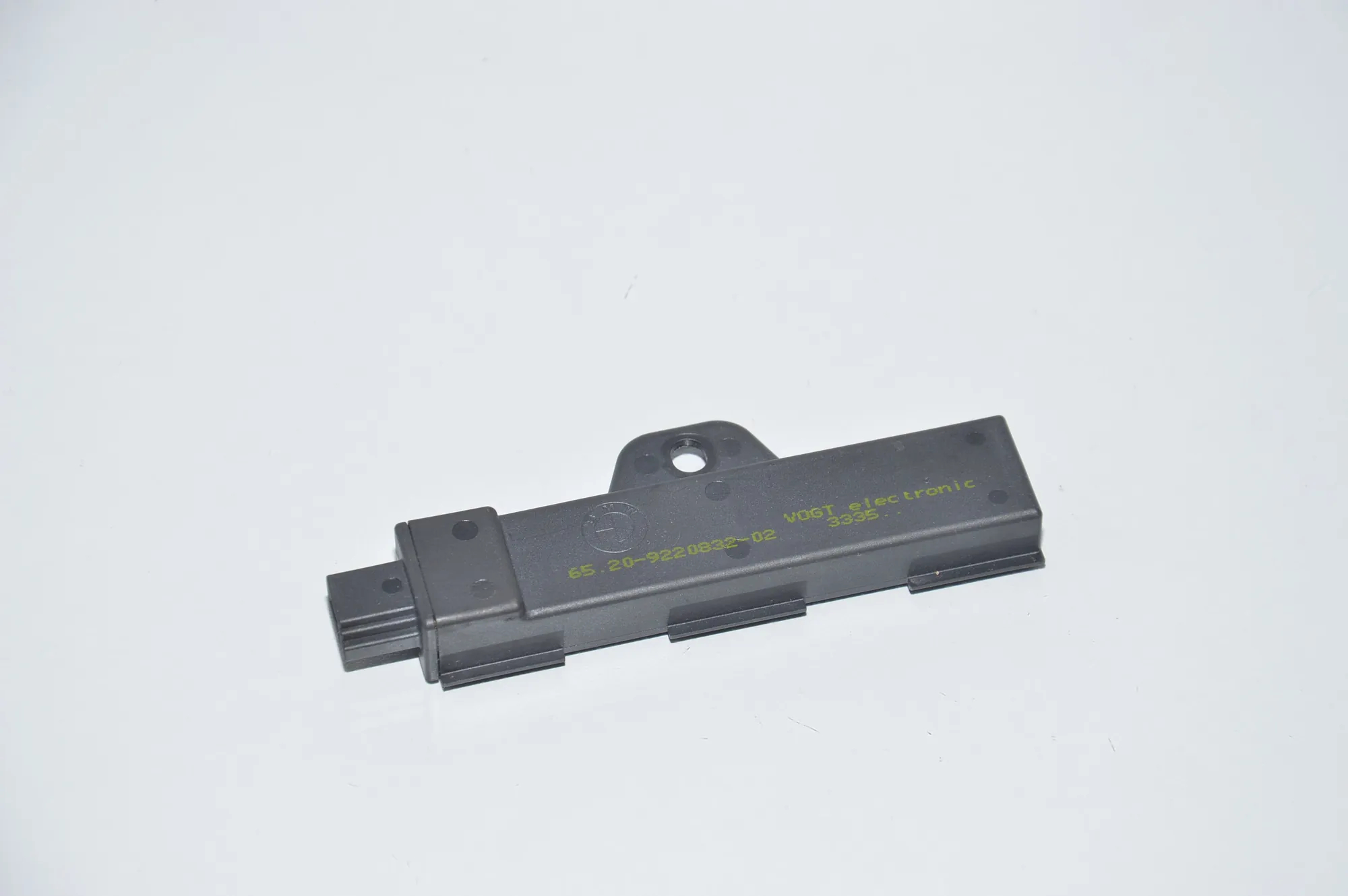 Antenna – OEM 9220832 · BMW 5 Touring (F11) M 550 d xDrive 2013