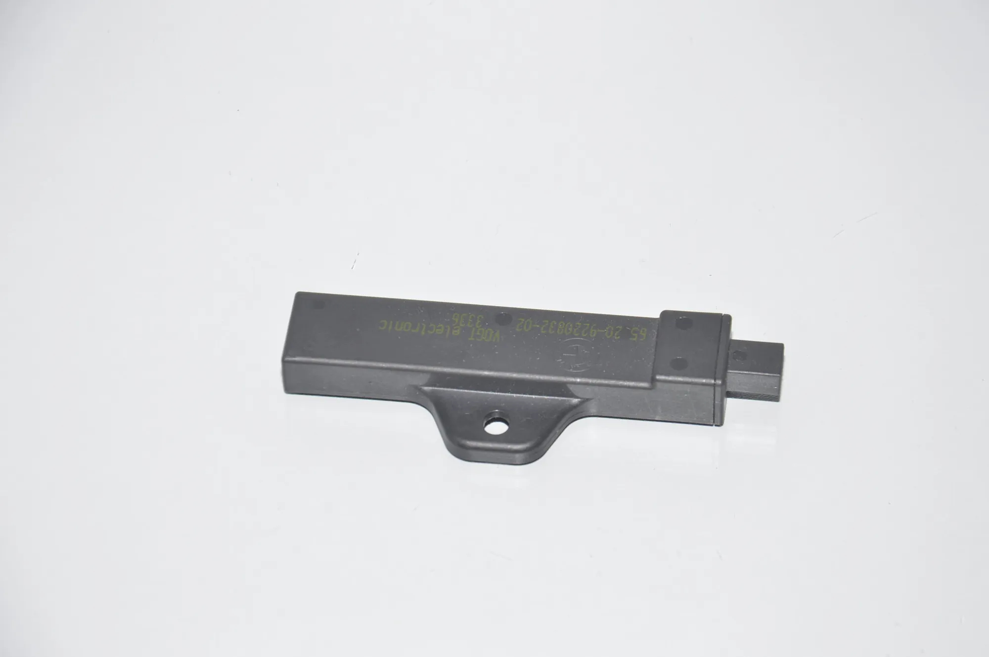 Antenna – OEM 9220832 · BMW 5 Touring (F11) M 550 d xDrive 2013 – 2