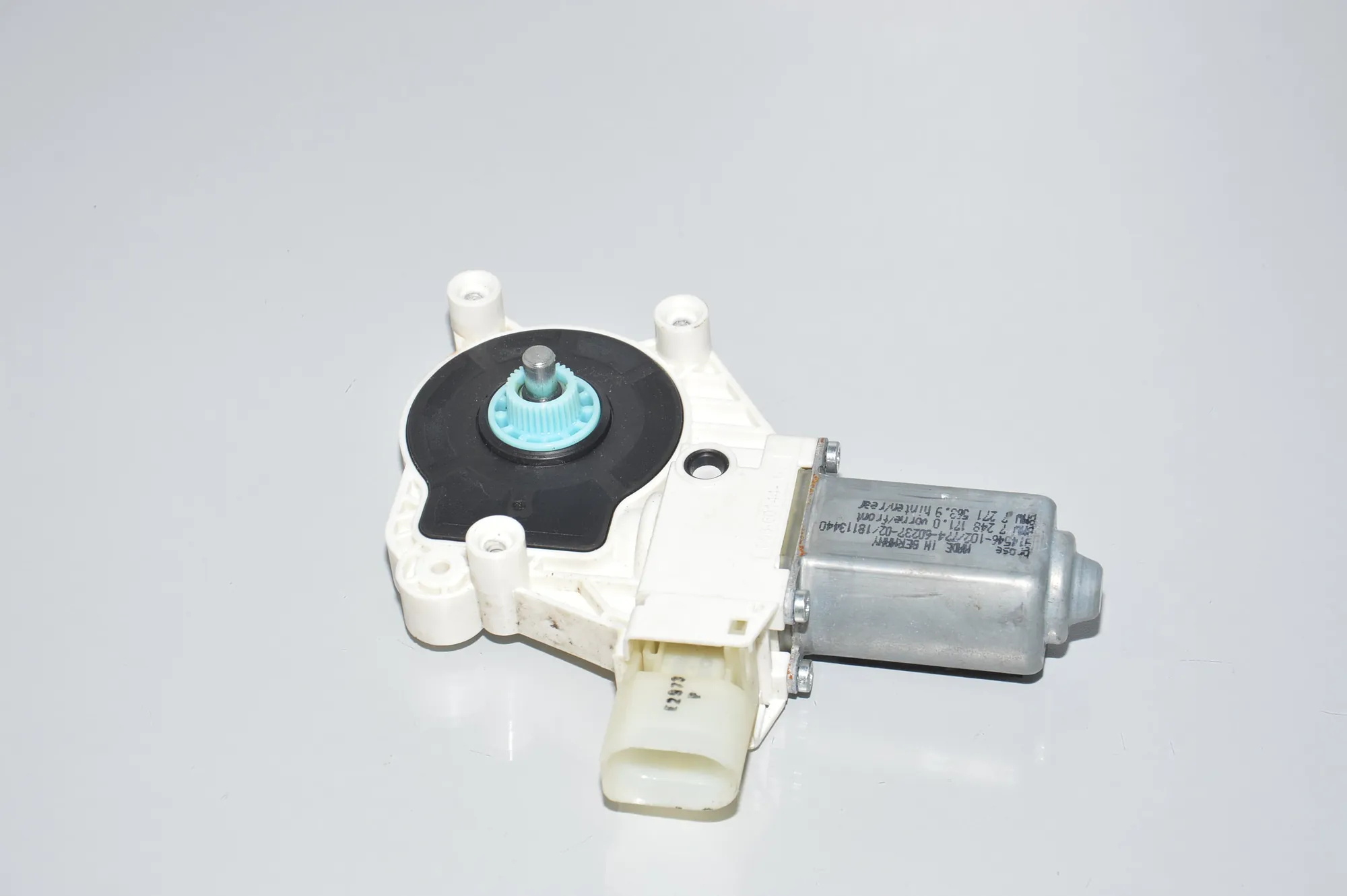Rear Left Door Window Control Motor – OEM 7271563 · BMW 5 Touring (F11) M 550 d xDrive 2013 – 2