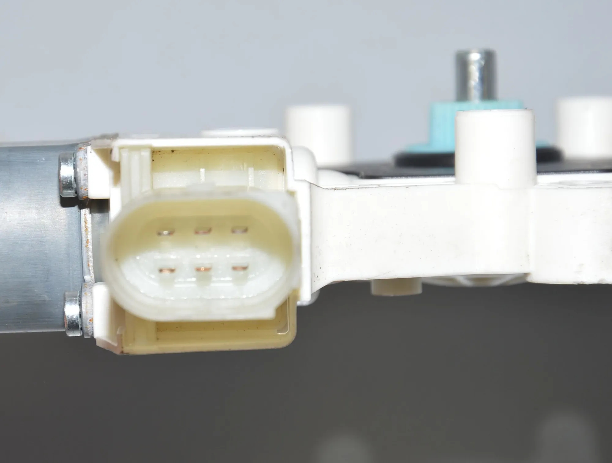 Rear Right Door Window Control Motor – OEM 7271564 · BMW 5 Touring (F11) M 550 d xDrive 2013 – 5