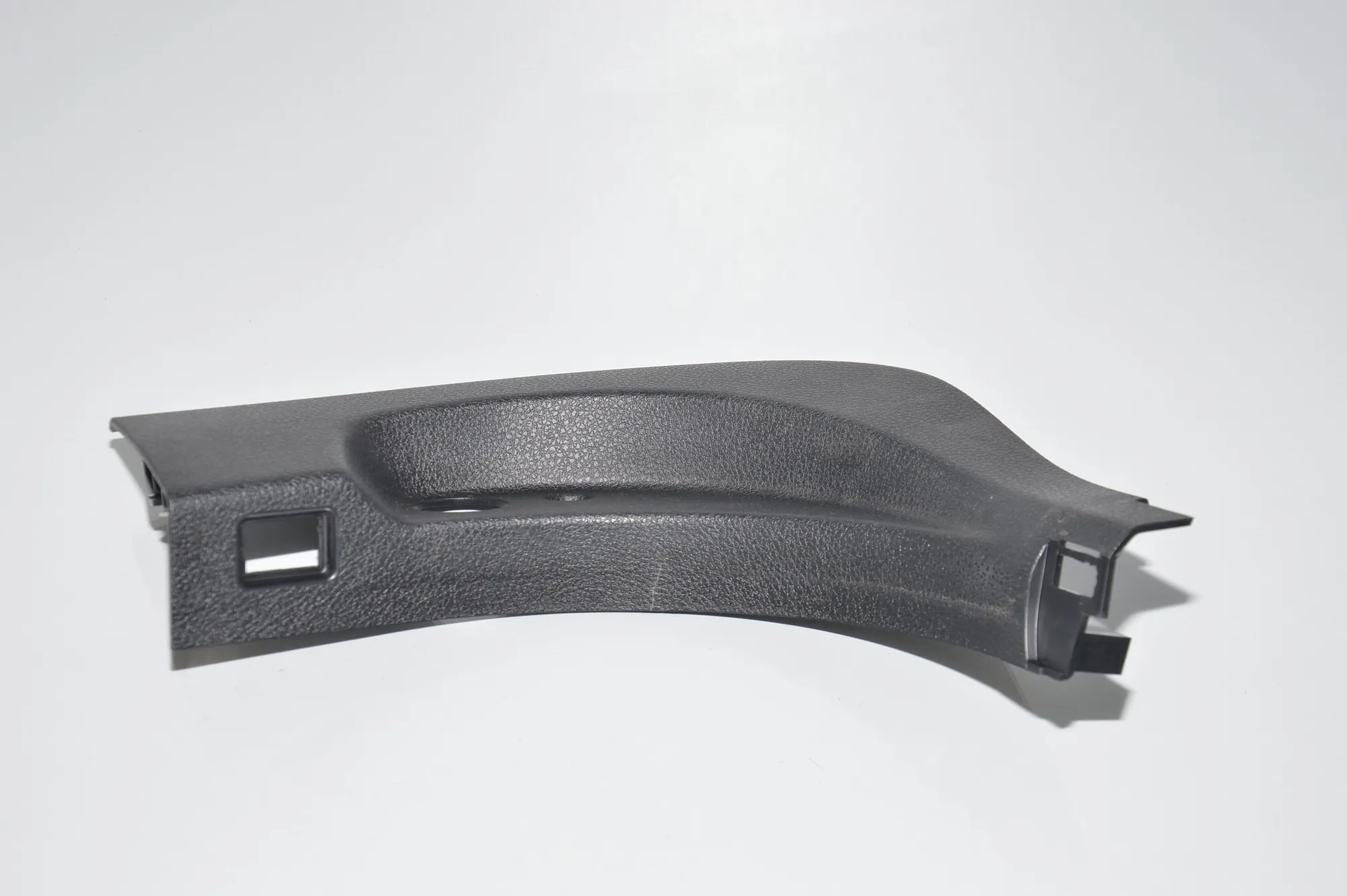 Front Left Interior Step Trim – OEM 9162735 · BMW 5 Touring (F11) M 550 d xDrive 2013 – 2