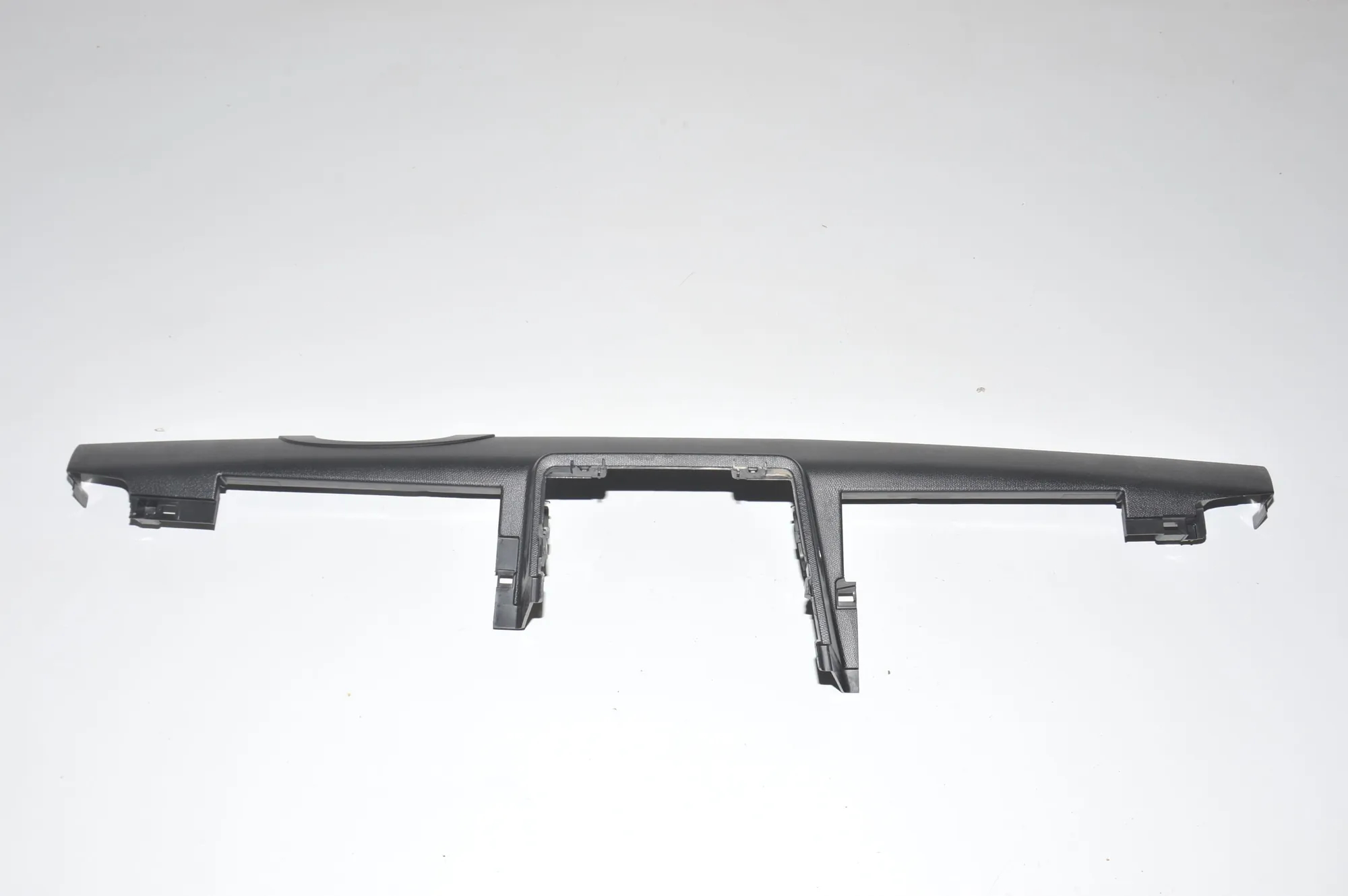 Dashboard Lower Trim – OEM 9303496 · BMW i3 (I01) BMW i3 (I01) Hybrid 2019 – 3
