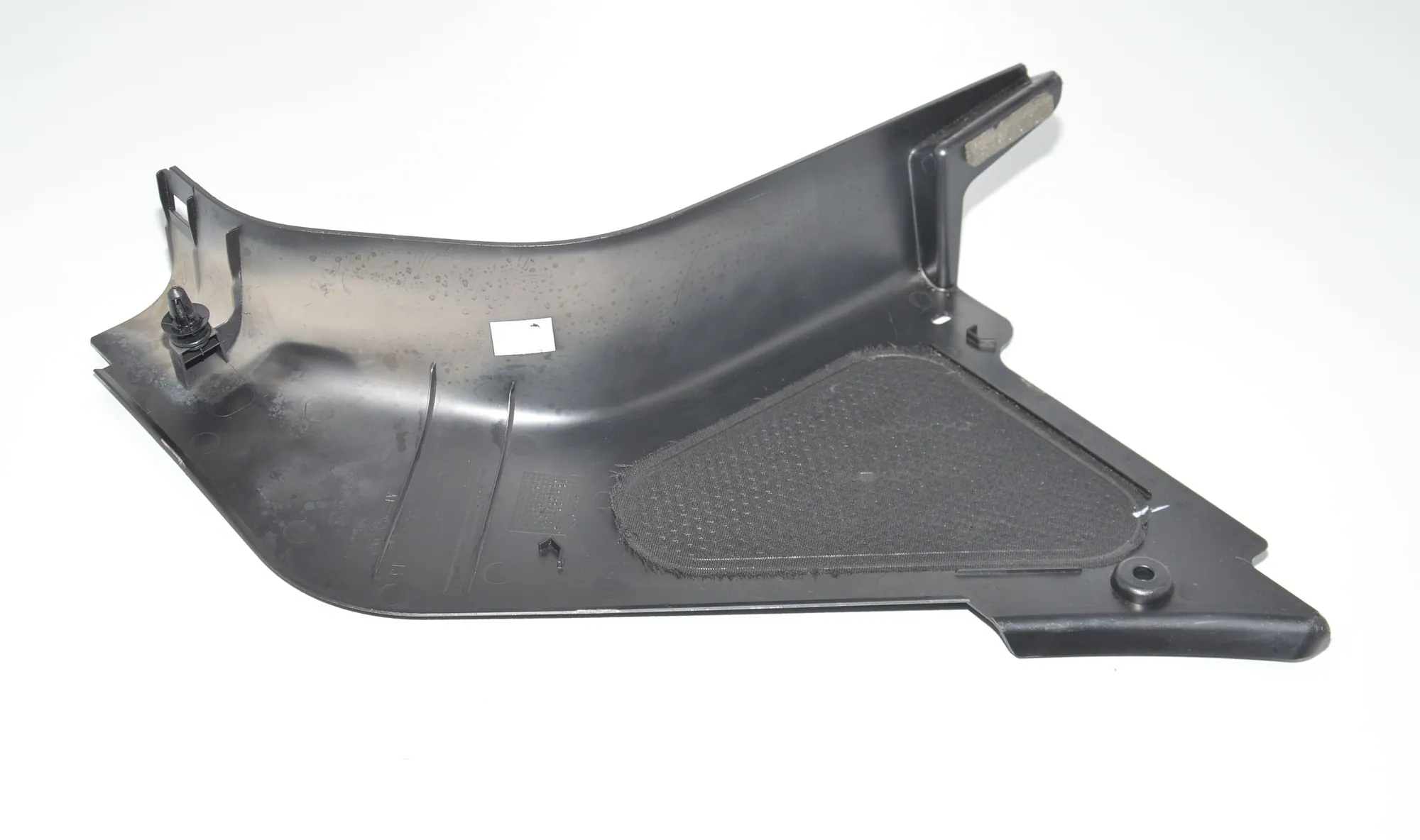 Front Right Interior Step Trim – OEM 7272418 · BMW i3 (I01) BMW i3 (I01) Hybrid 2019 – 3