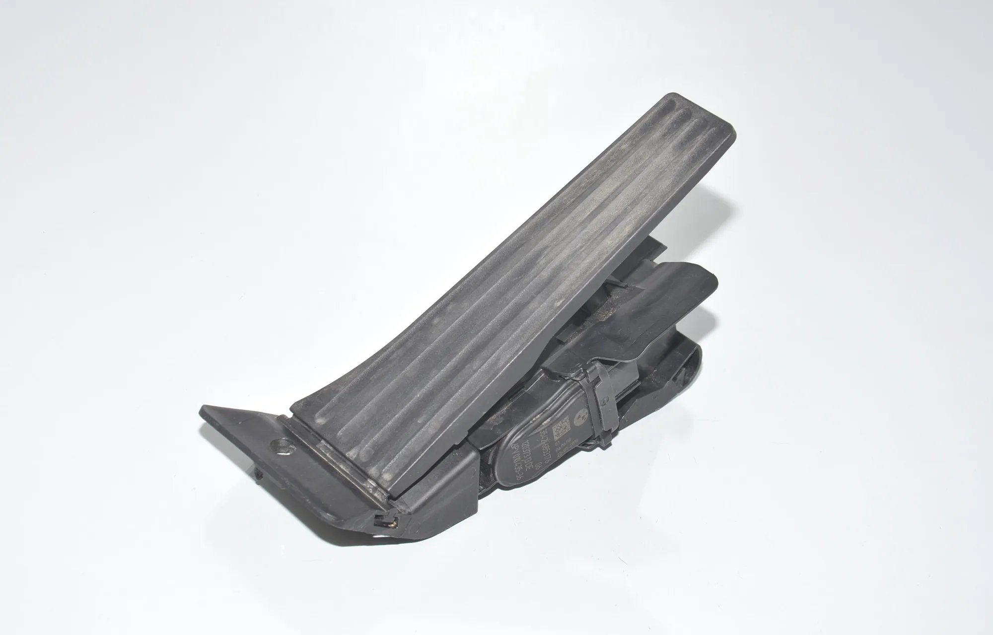 Throttle Pedal – OEM 6853176 · BMW i3 (I01) BMW i3 (I01) Hybrid 2019