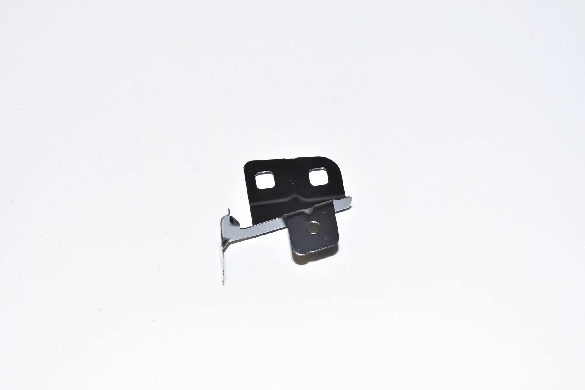 Front Right Fender Holder – OEM 41357204500 · BMW 7 (F01, F02) BMW 7 (F01, F02) 730 d 2012 – 2