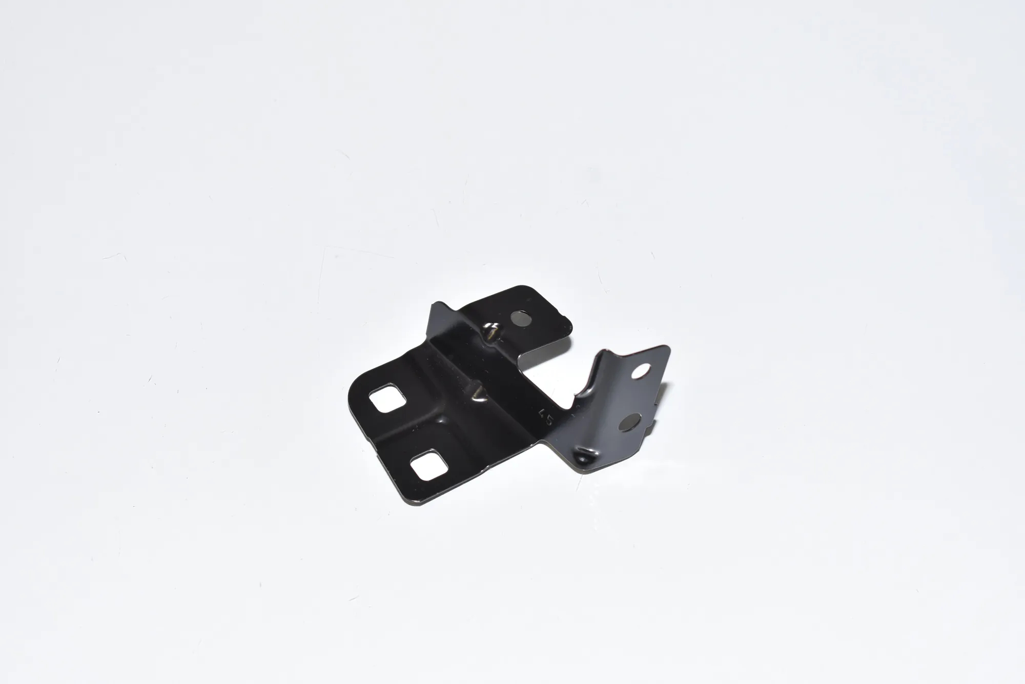 Front Right Fender Holder – OEM 41357204500 · BMW 7 (F01, F02) BMW 7 (F01, F02) 730 d 2012