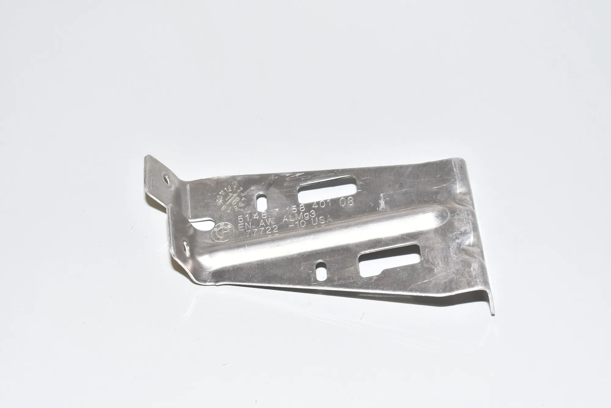 Bracket – OEM 51487158401 · BMW X5 (E70) BMW X5 (E70) 3.0 d 2008