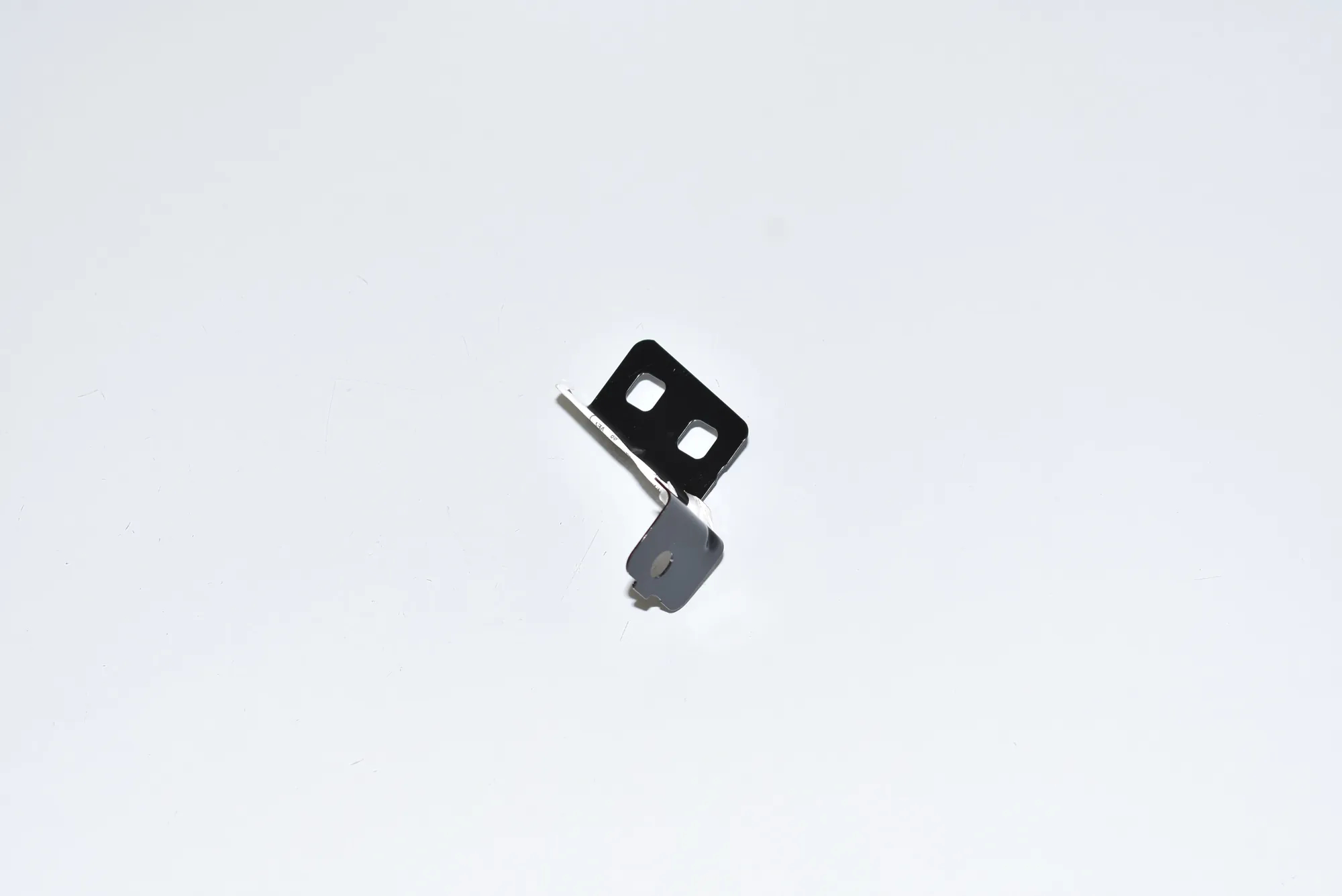 Front Right Fender Holder – OEM 41357204502 · BMW 7 (F01, F02) BMW 7 (F01, F02) 730 d 2012 – 2