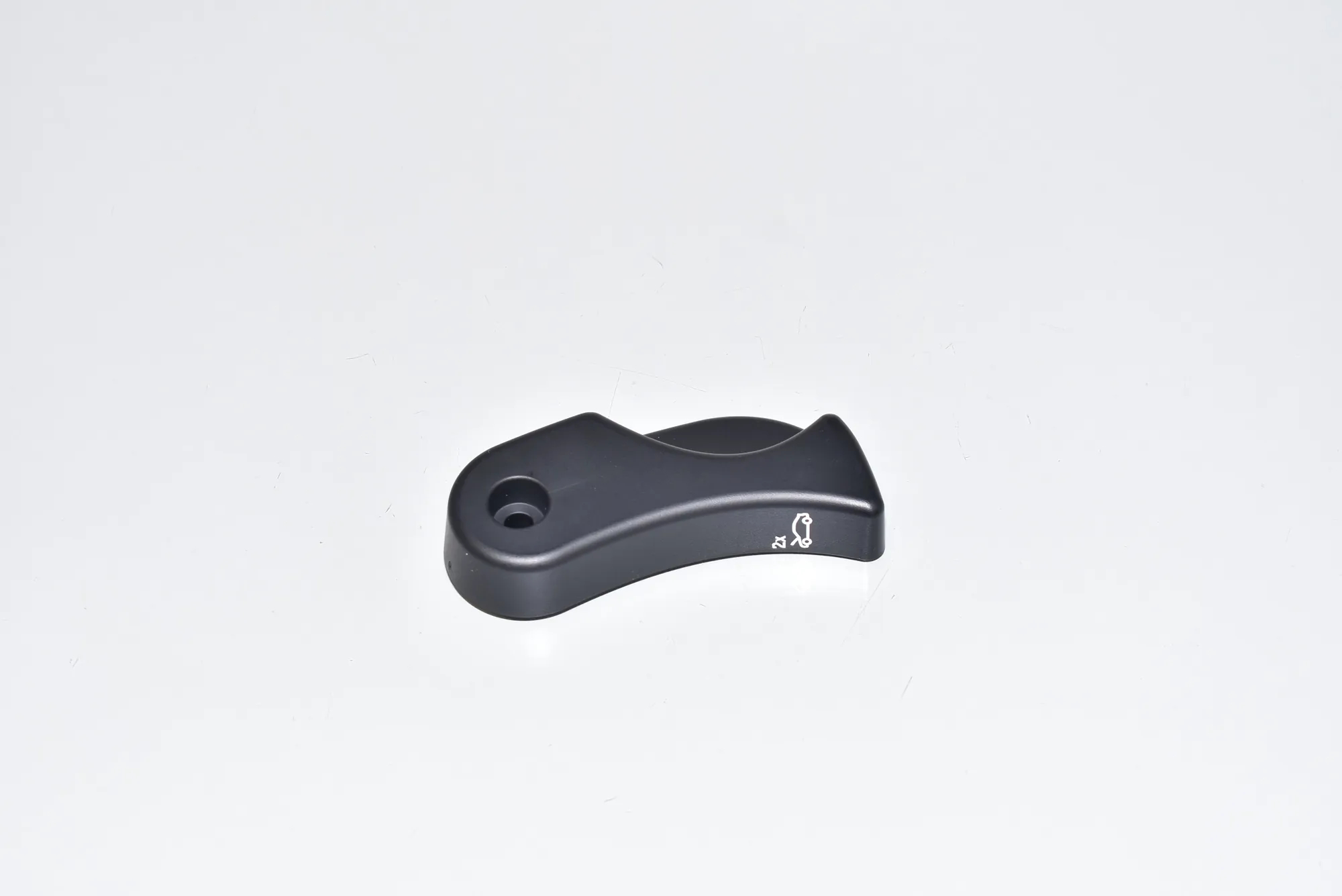 Bonnet Release Handle – OEM 51237309606 · BMW 3 (F30, F80) BMW 3 (F30, F80) 320 d 2012