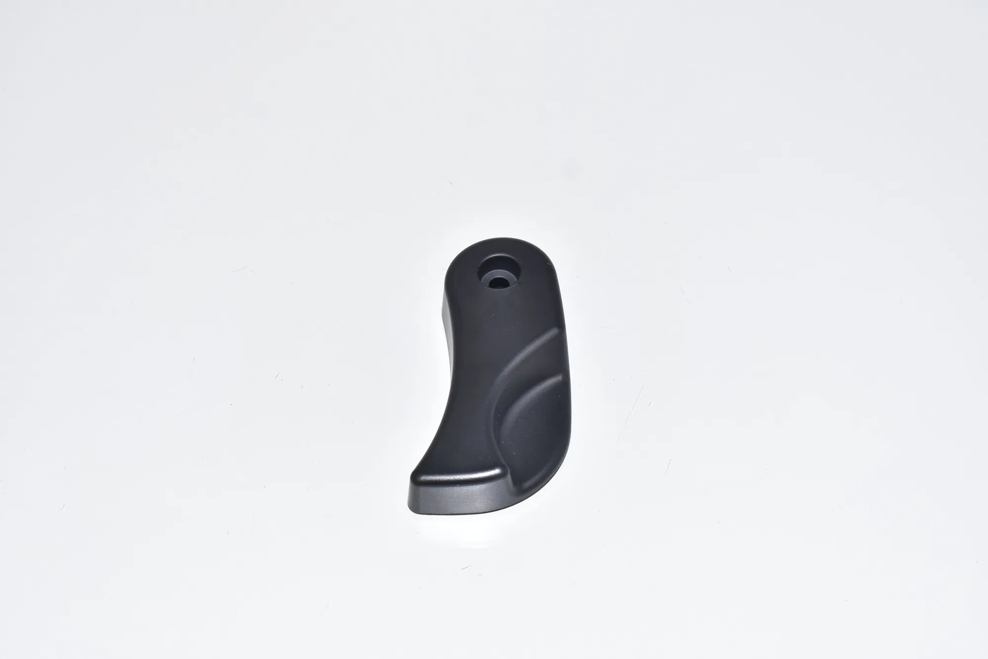 Bonnet Release Handle – OEM 51237309606 · BMW 3 (F30, F80) BMW 3 (F30, F80) 320 d 2012 – 2