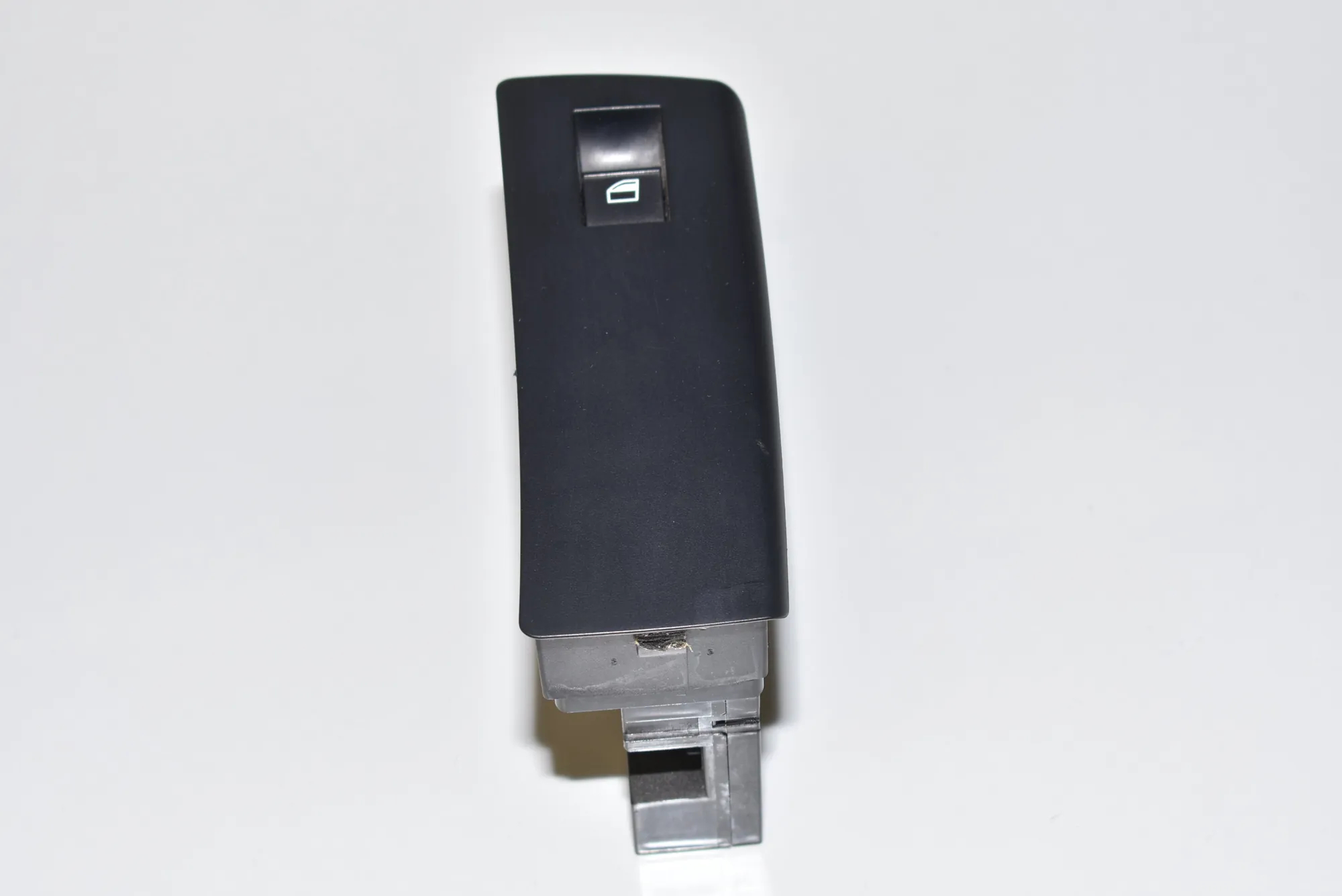 Front Left Door Window Switch – OEM 6952800 · BMW X5 (E53) 3.0 d 2005 – 2