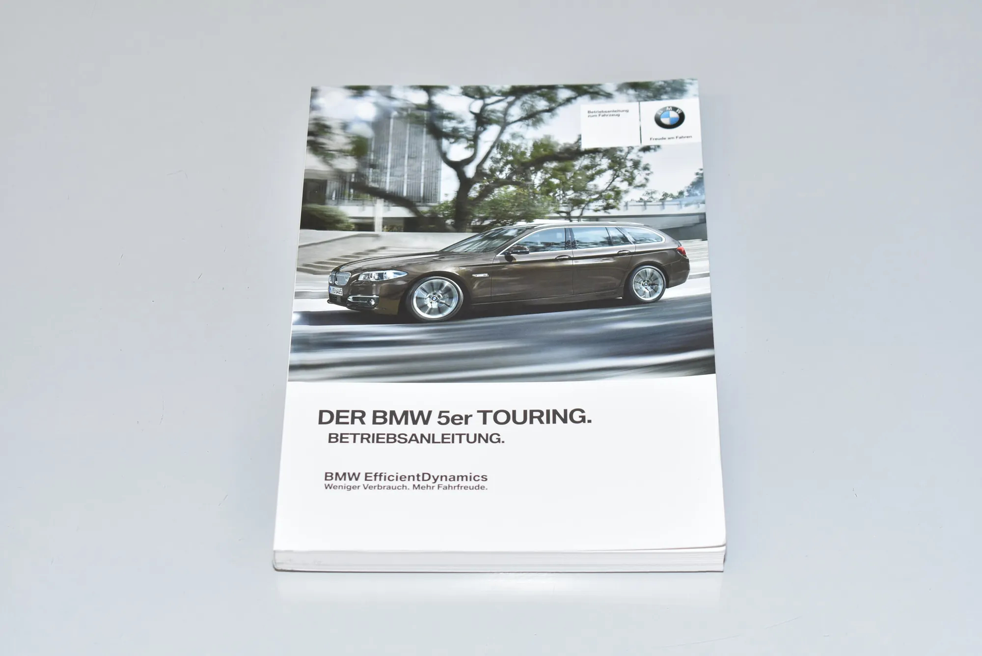 Manual Service Book – OEM 2909980 · BMW 5 Touring (F11) M 550 d xDrive 2013