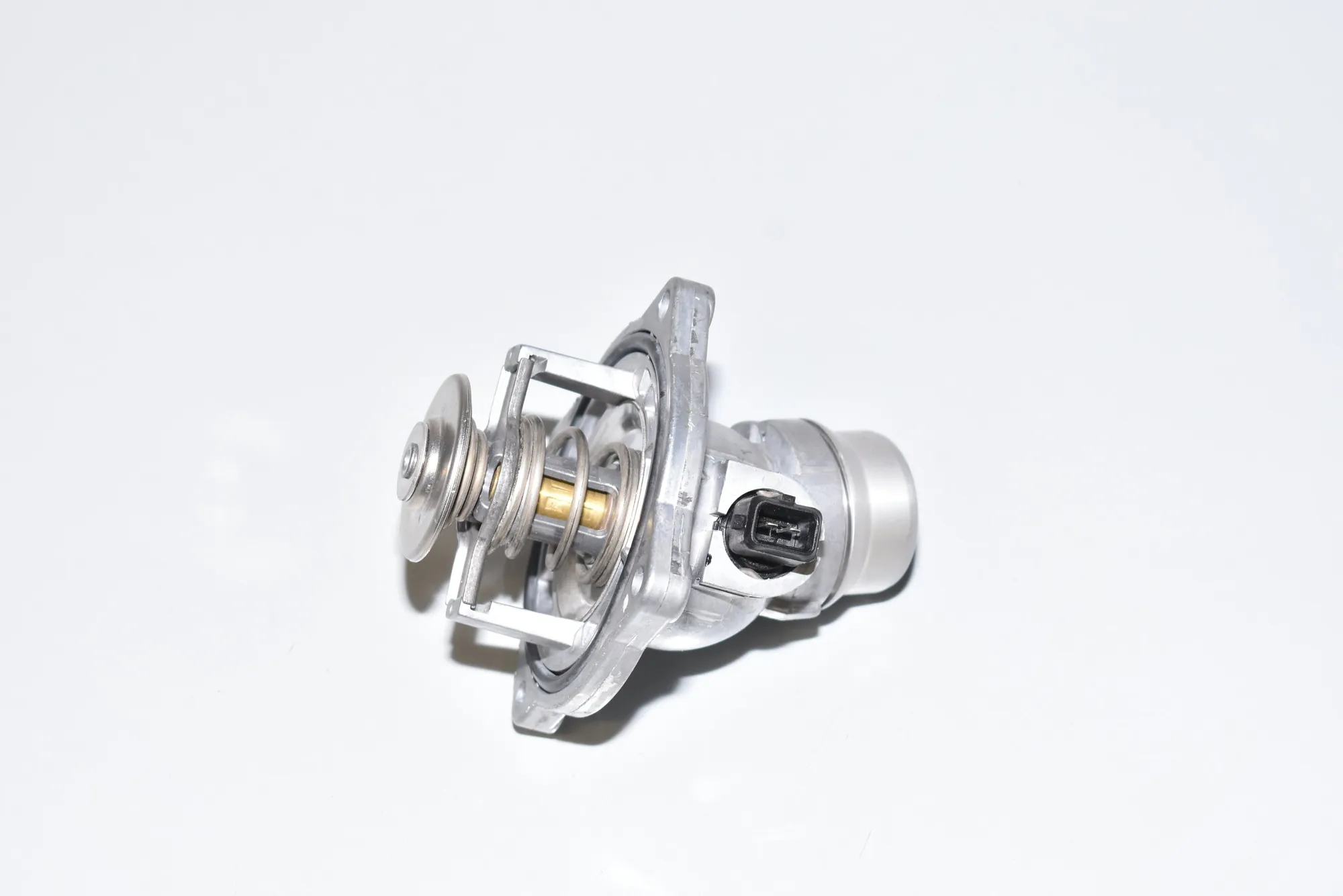 Thermostat – OEM 5385296 · BMW 5 (E39) BMW 5 (E39) 525 i 2001