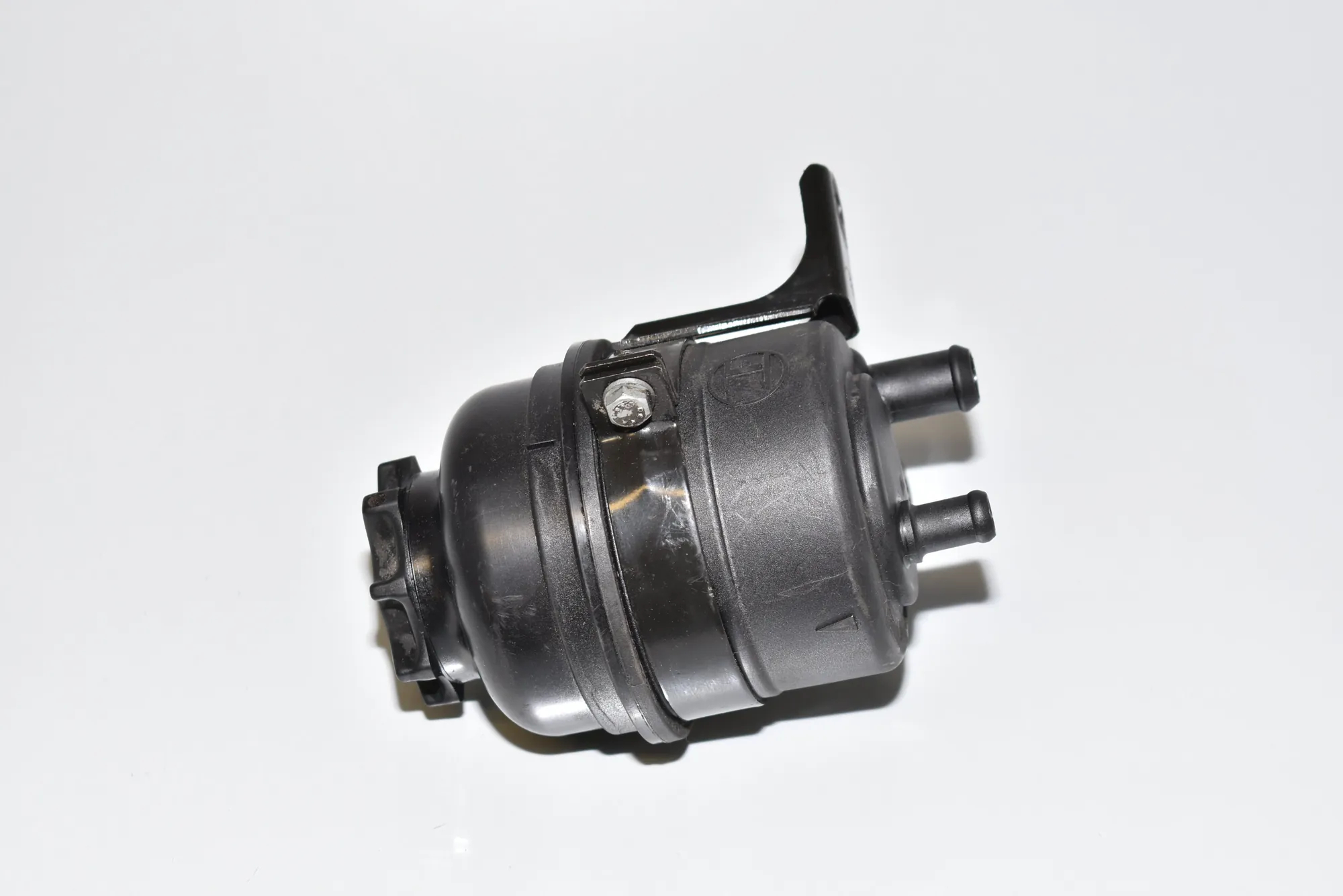 Power Steering Pump Tank · BMW 5 (E39) 520 i 1997