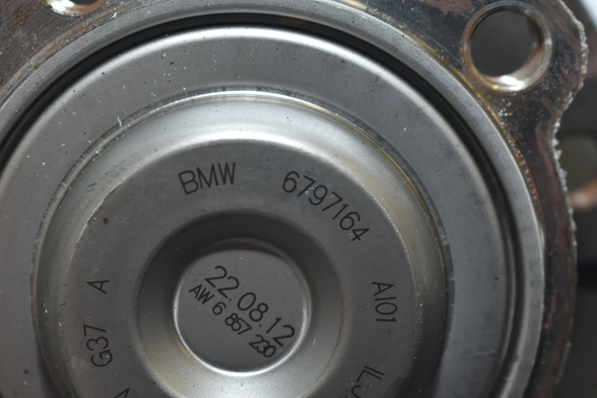 Front Left Wheel Bearing – OEM 6797164 · BMW 3 Touring (F31) 320 d 2012 – 4