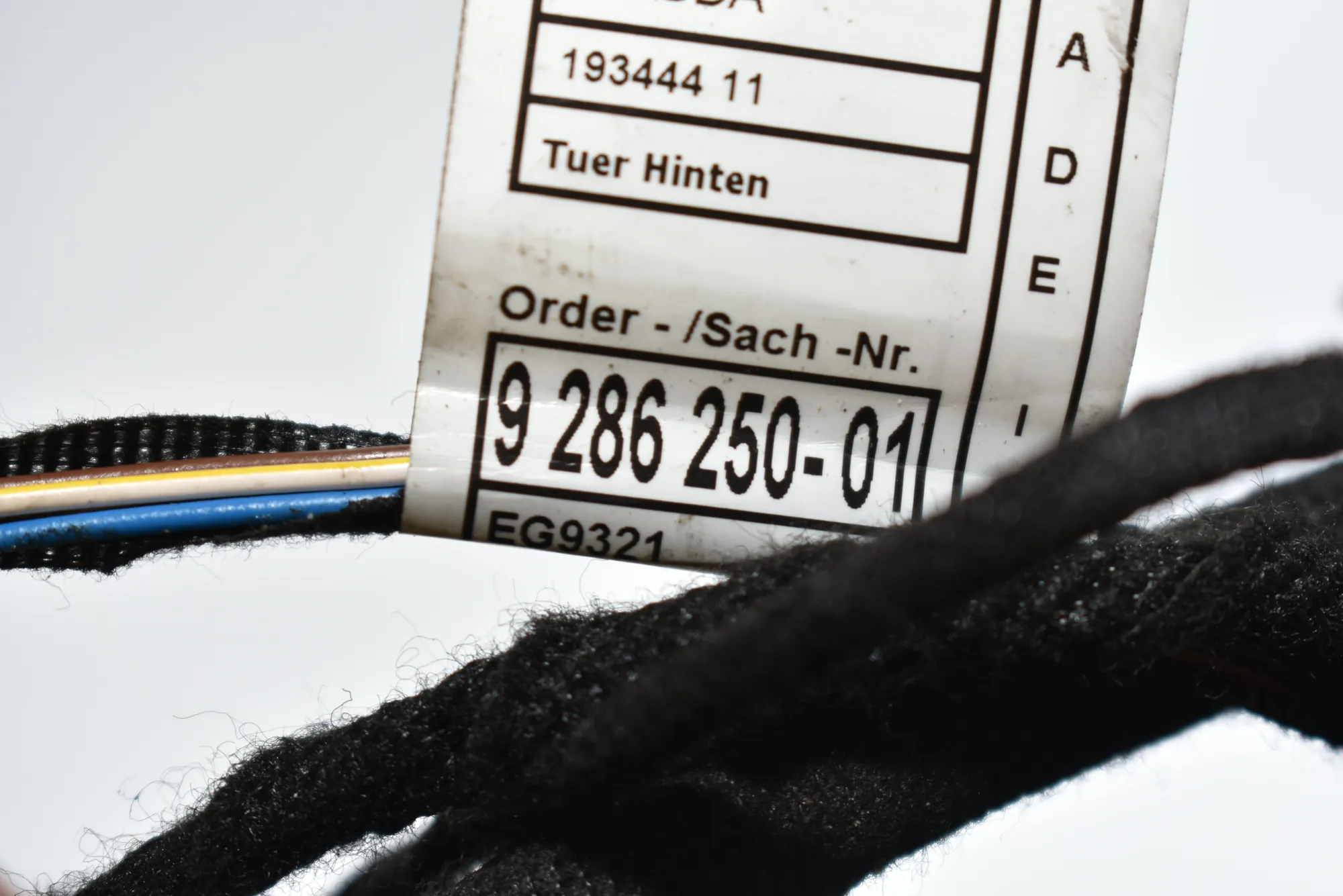 Rear Right Door Wiring – OEM 9286250 · BMW 3 Touring (F31) 320 d 2012 – 4