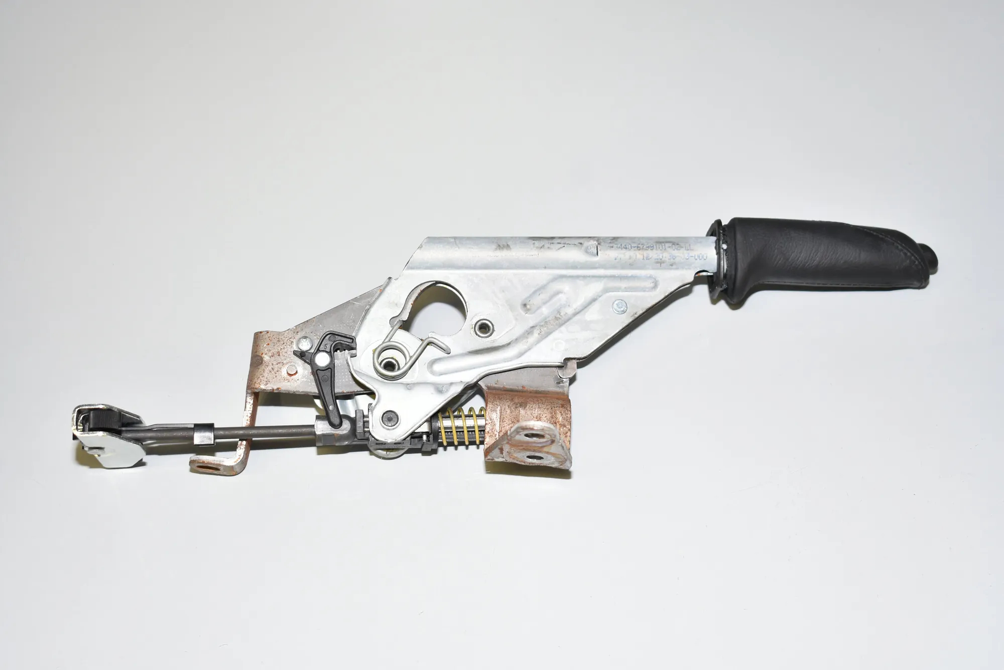 Handbrake Handle – OEM 6799101 · BMW 3 Touring (F31) 320 d 2012