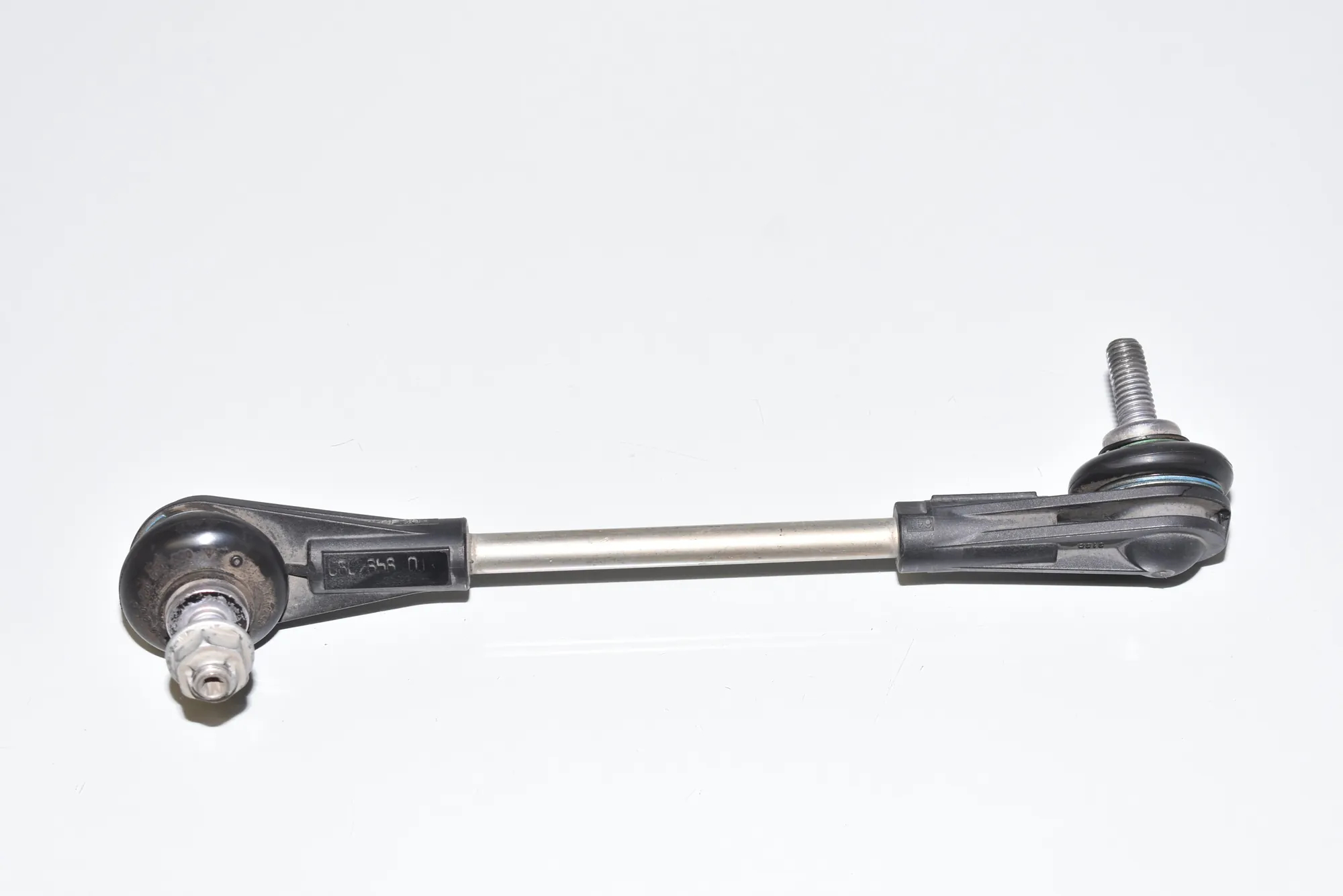 Front Right Stabilizer Link – OEM 6862858 · BMW i3 (I01) BMW i3 (I01) Electric 2015 – 2