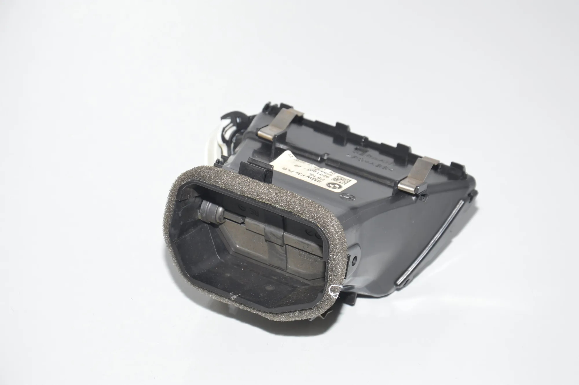Dashboard Air Vents – OEM 9231995 · BMW 4 Coupe (F32, F82) M4 2017 – 3