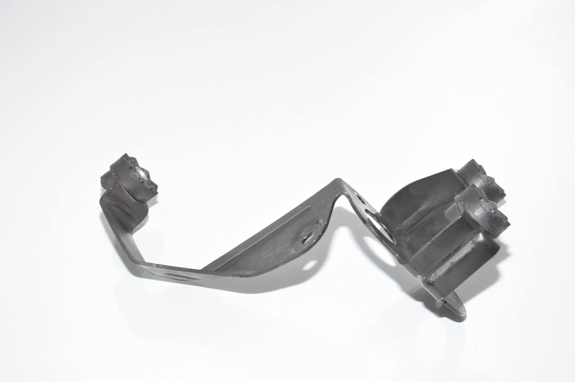 ABS Pump Holder – OEM 2284888 · BMW 4 Coupe (F32, F82) M4 2017