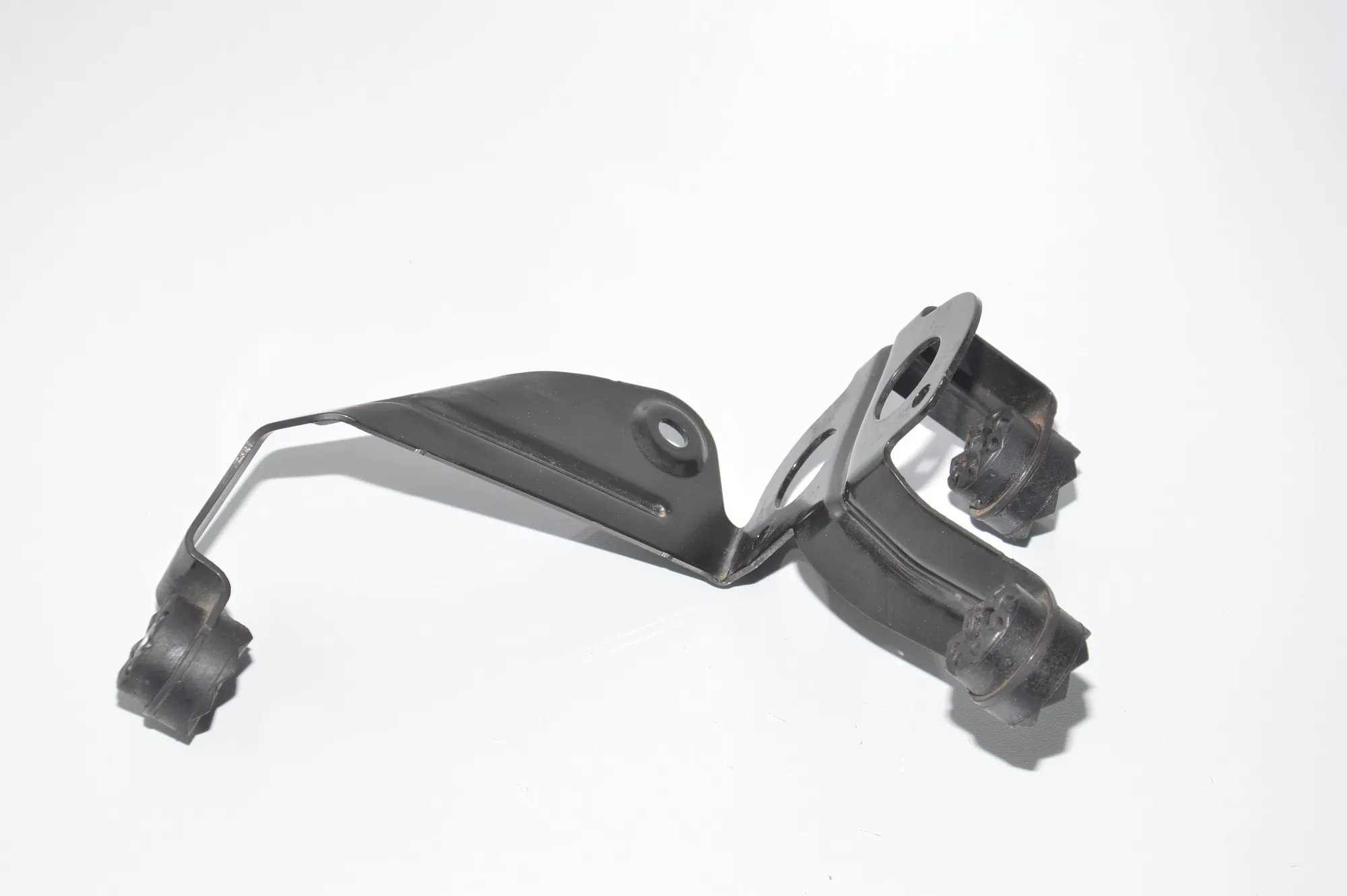 ABS Pump Holder – OEM 2284888 · BMW 4 Coupe (F32, F82) M4 2017 – 2
