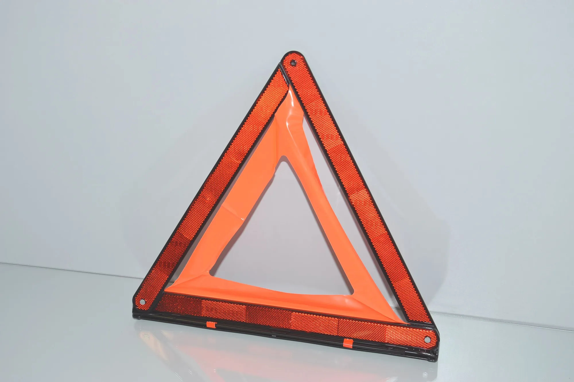 Warning Triangle – OEM 6770487 · BMW 4 Coupe (F32, F82) M4 2017 – 2