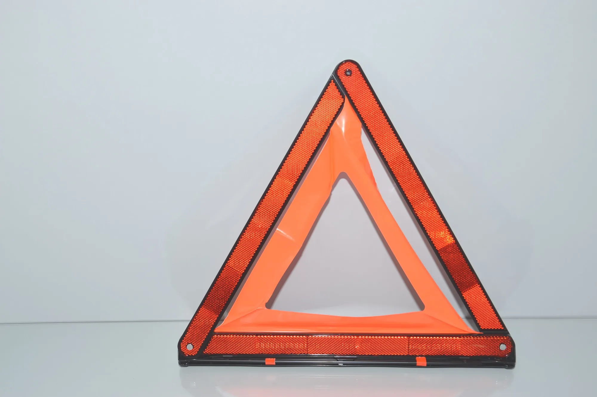Warning Triangle – OEM 6770487 · BMW 4 Coupe (F32, F82) M4 2017