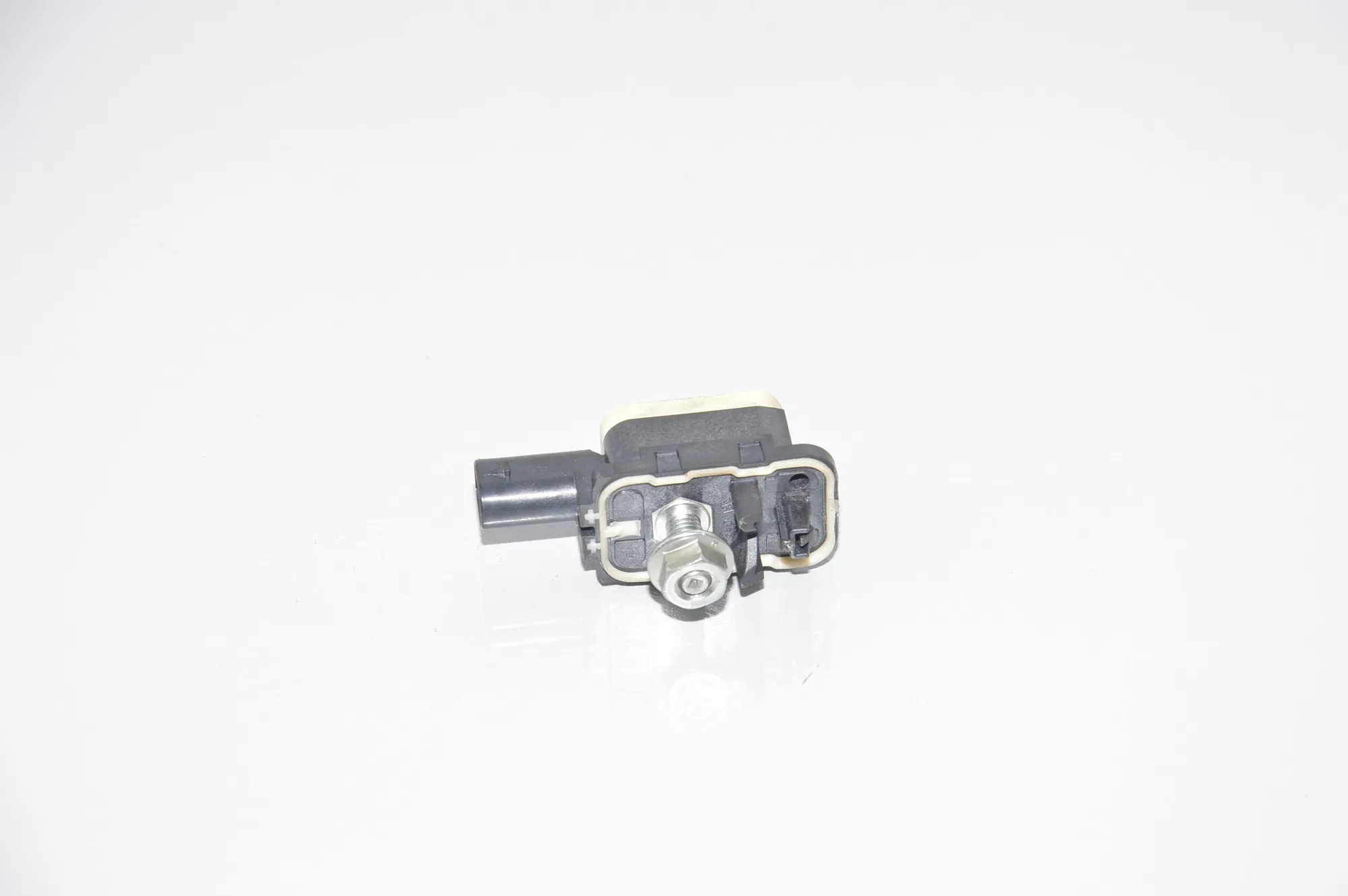 Right Side Impact Sensor – OEM 9217711 · BMW 4 Coupe (F32, F82) M4 2017 – 2