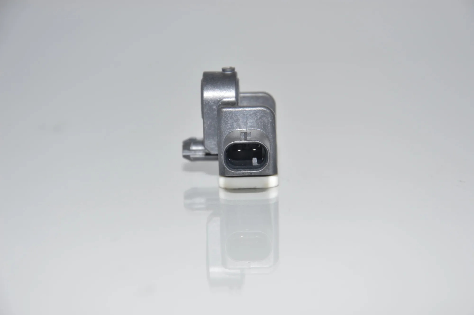 Front Left Impact Sensor – OEM 9234989 · BMW 4 Coupe (F32, F82) M4 2017 – 4