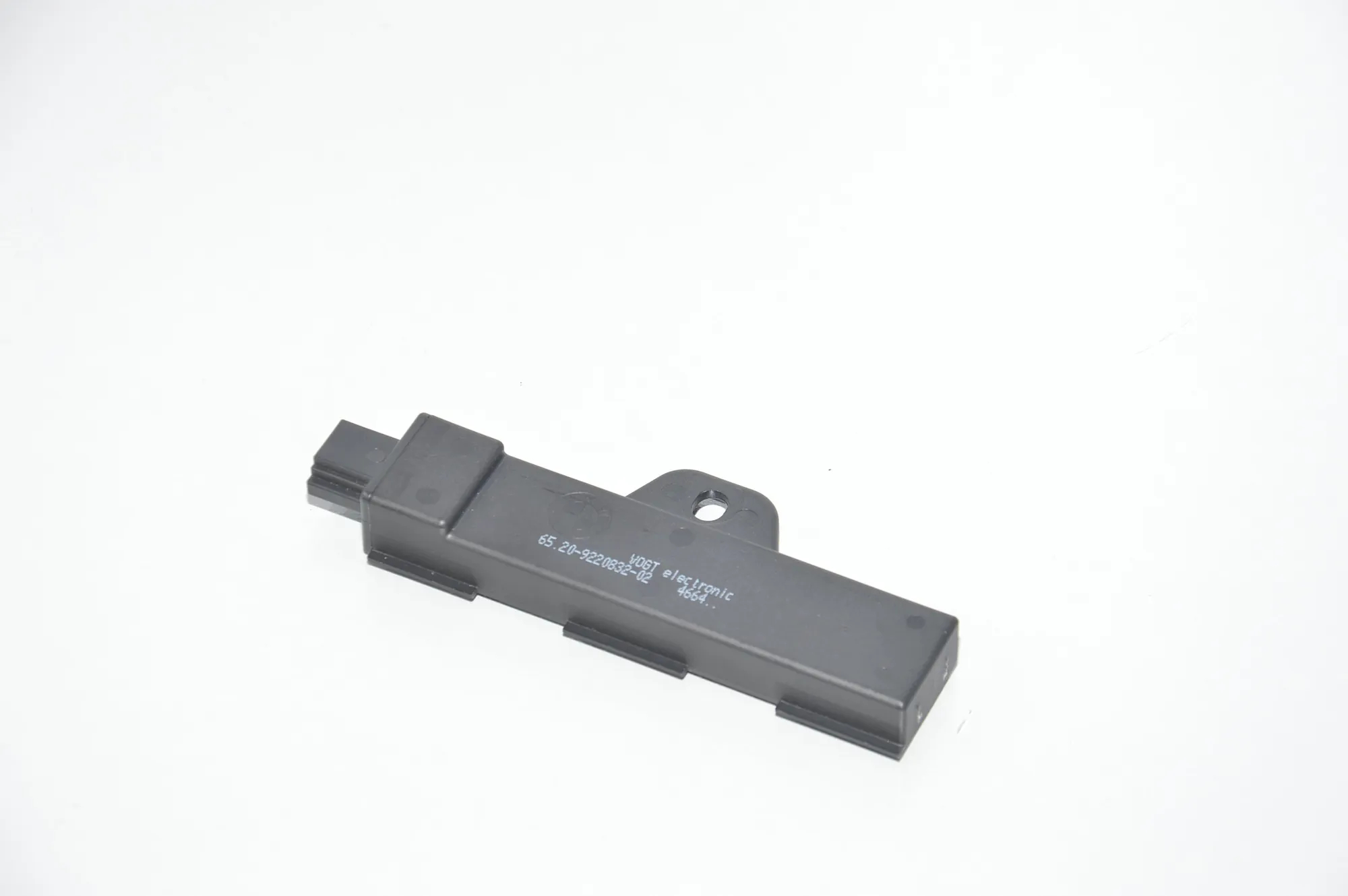 Antenna – OEM 9220832 · BMW 4 Coupe (F32, F82) M4 2017