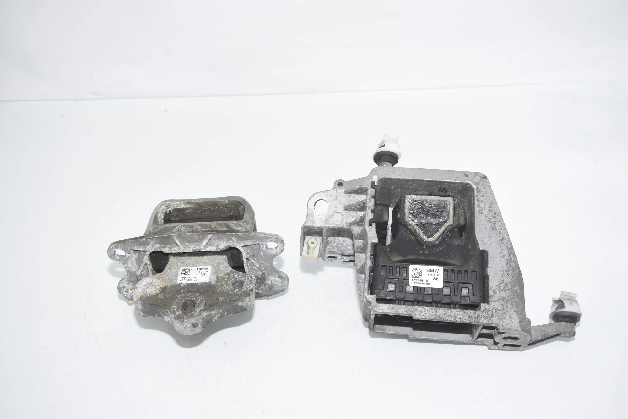 Right Side Engine Mount – OEM 6853449 · BMW X1 (F48) xDrive 18 d 2016 – 2