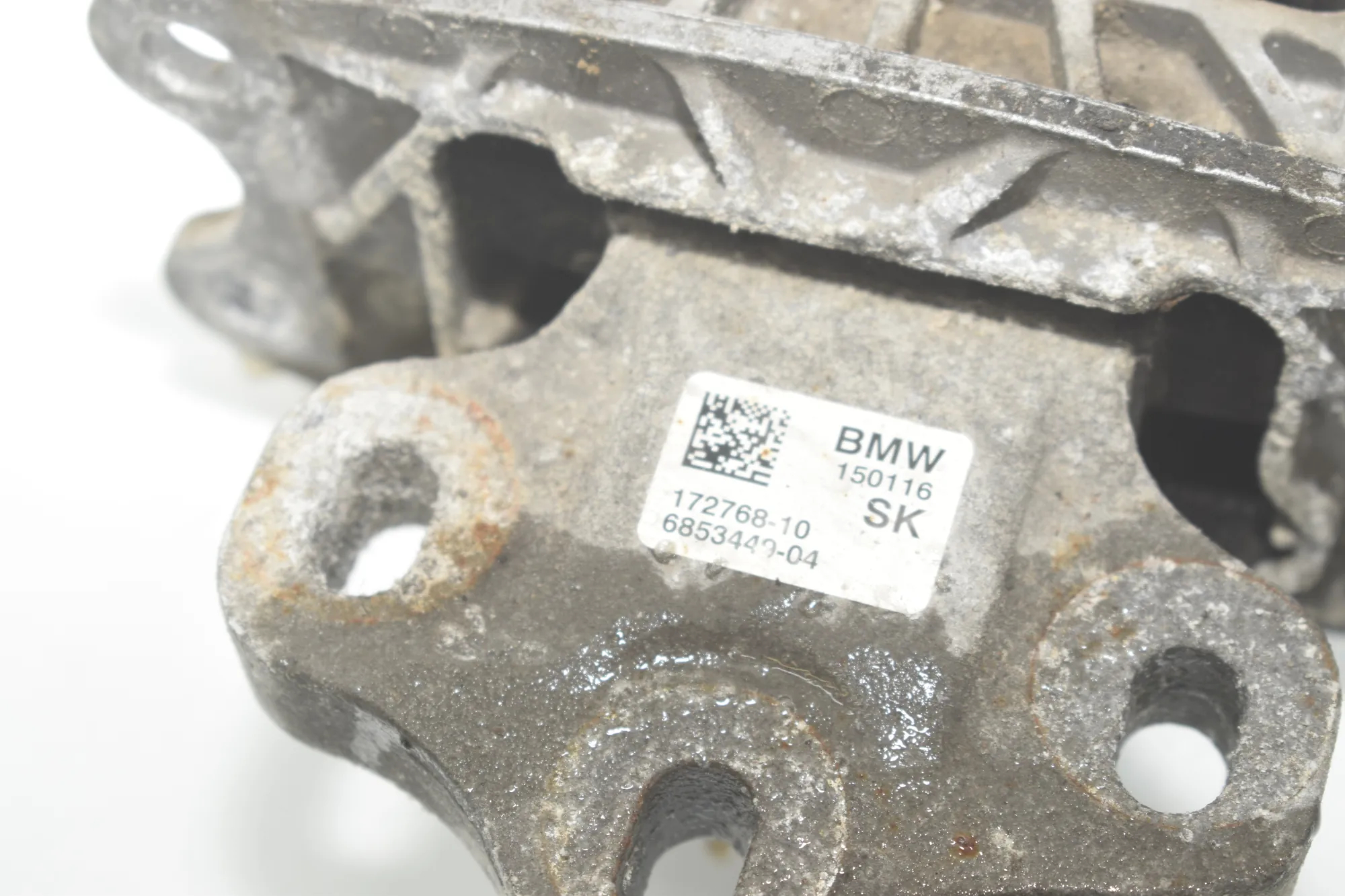 Right Side Engine Mount – OEM 6853449 · BMW X1 (F48) xDrive 18 d 2016 – 3