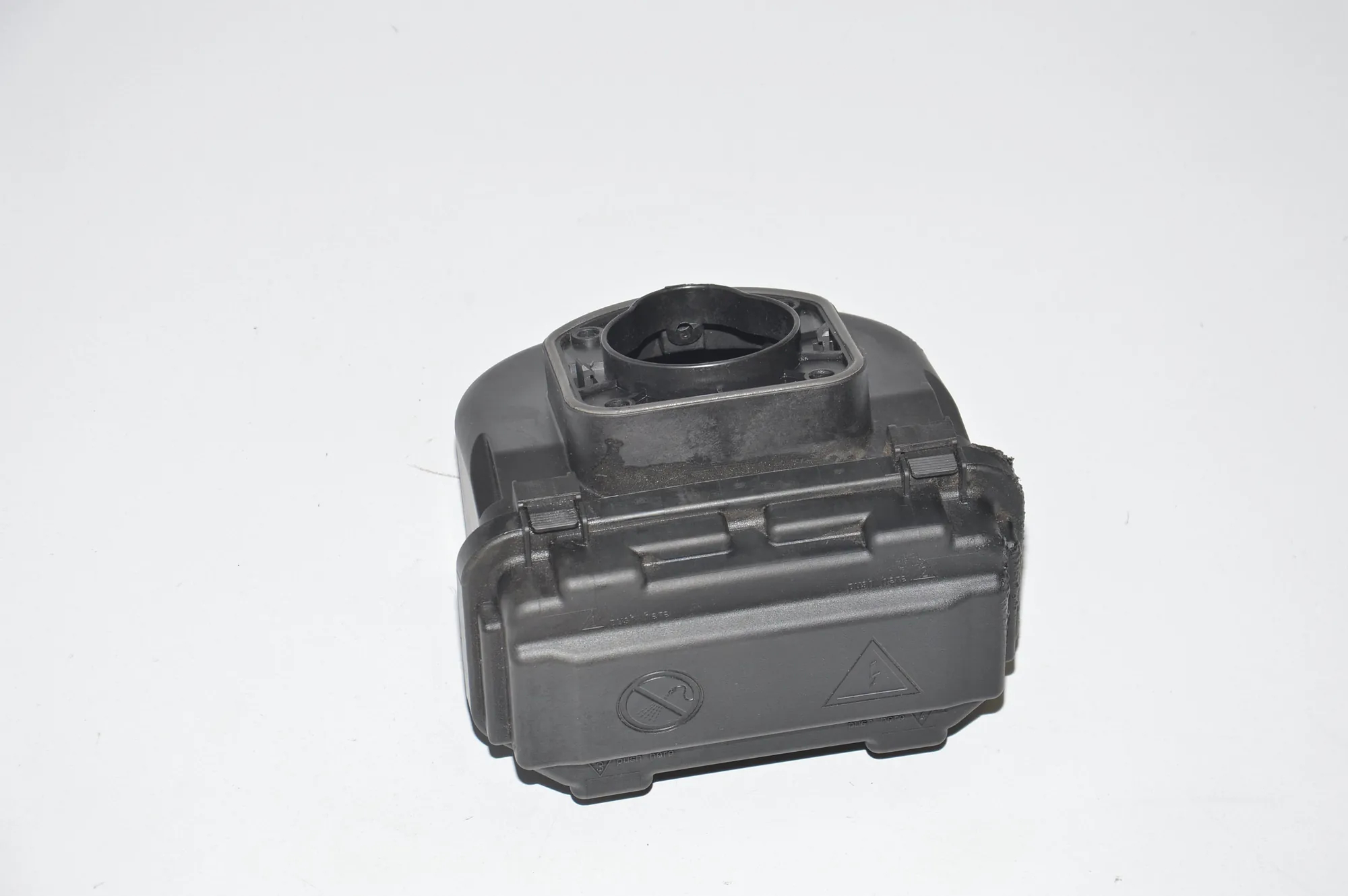 Fuse Box – OEM 9224854 · BMW 4 Coupe (F32, F82) M4 2017 – 2