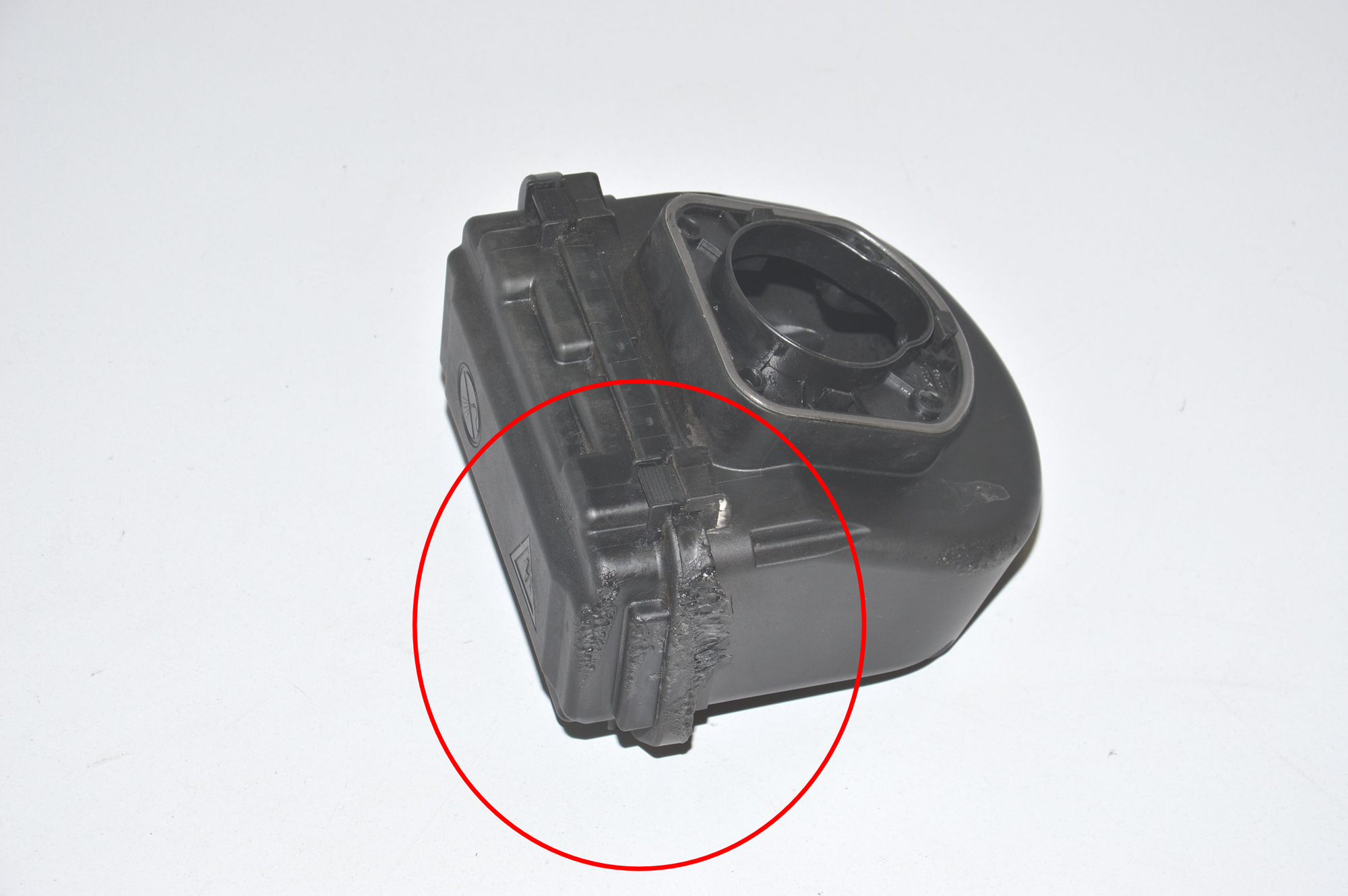 Fuse Box – OEM 9224854 · BMW 4 Coupe (F32, F82) M4 2017 – 5