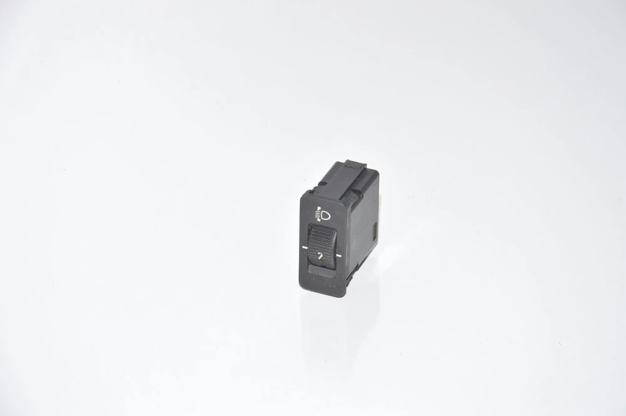 Switches – OEM 8360460 · BMW 5 (E39) 520 i 1997 – 2