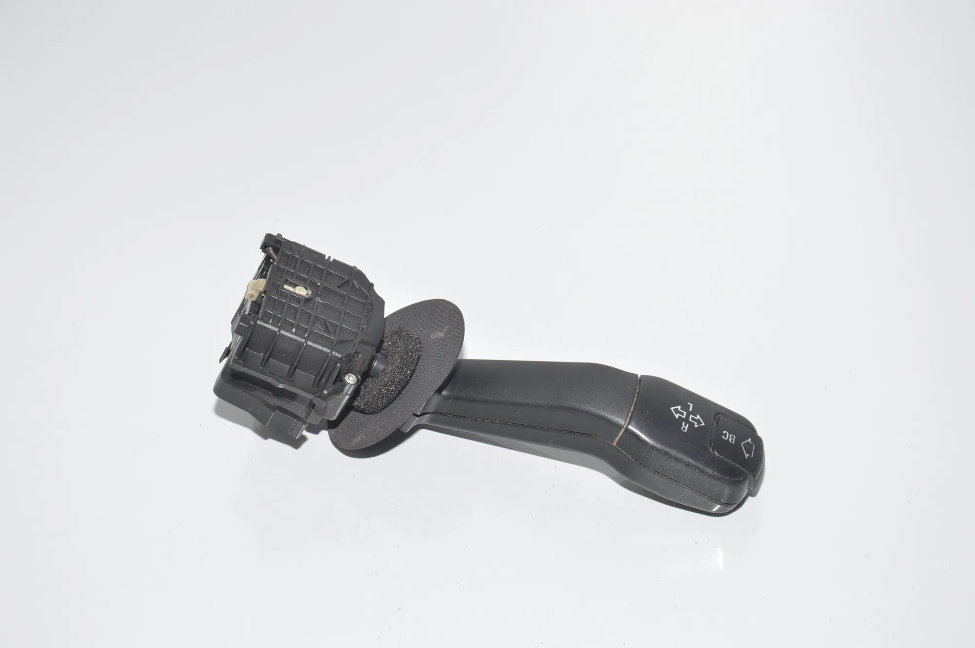 Turn Signal Switch Knob – OEM 8352172 · BMW 5 (E39) 520 i 1997 – 2