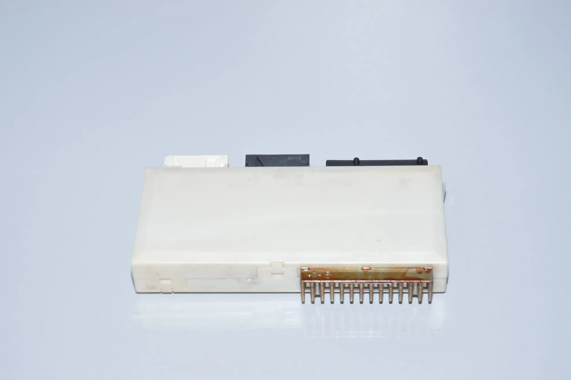 Comfort Control Unit – OEM 8378635 · BMW 5 (E39) 520 i 1997 – 3