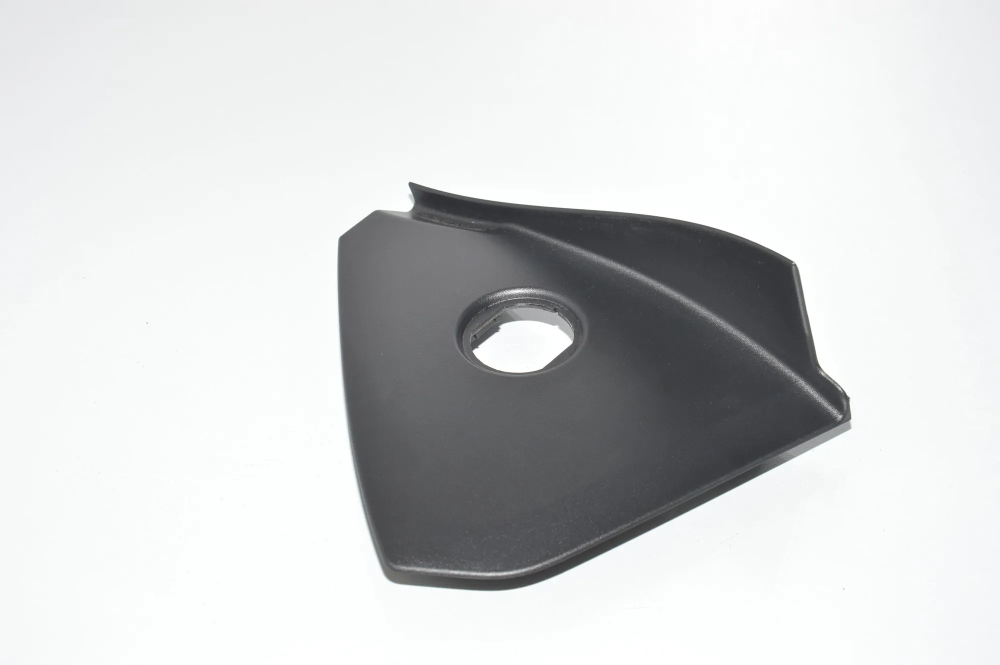 Dashboard Side Trim – OEM 9282992 · BMW i3 (I01) Electric 2018 – 2