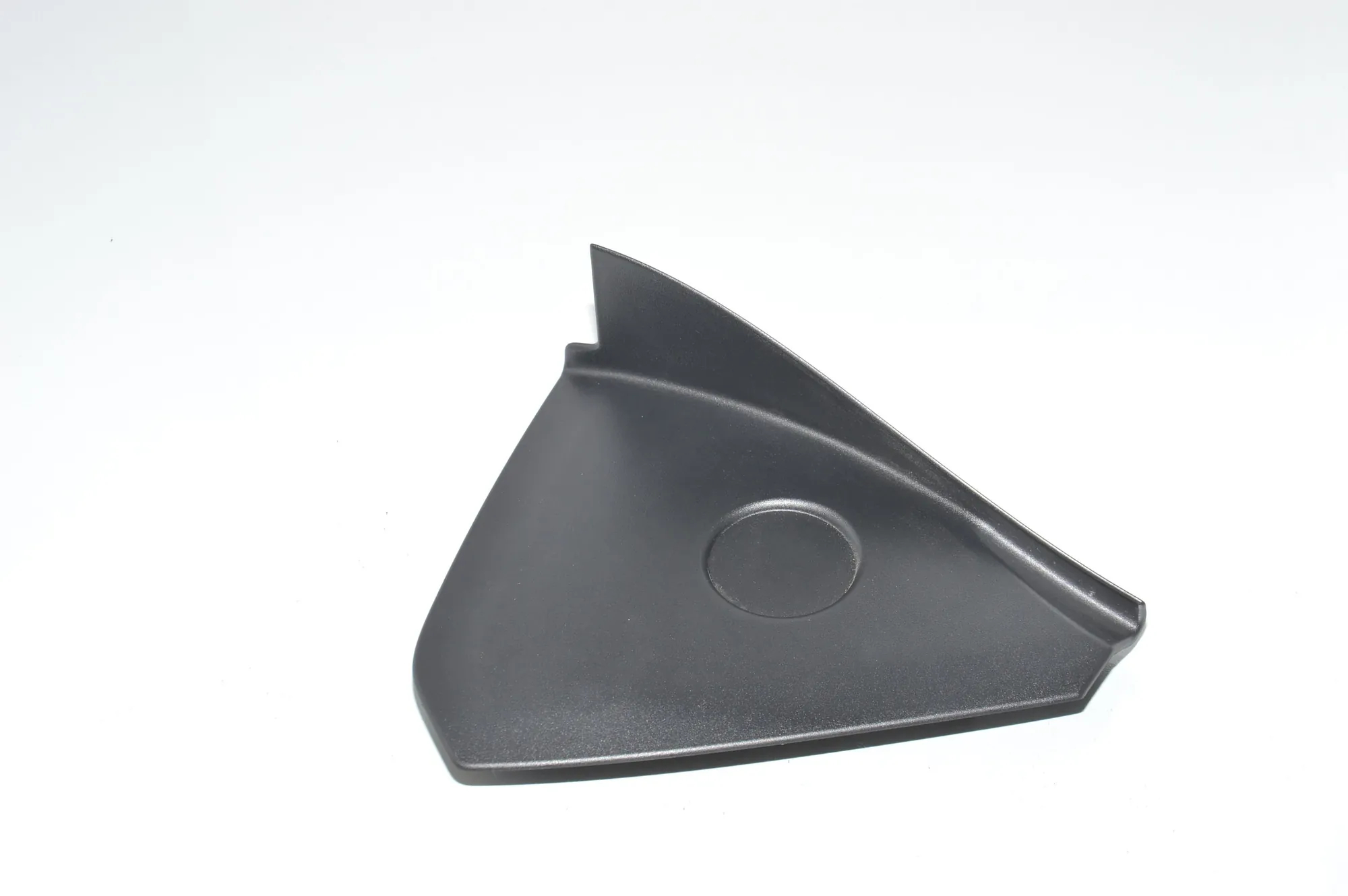 Dashboard Side Trim – OEM 9282994 · BMW i3 (I01) Electric 2018 – 2