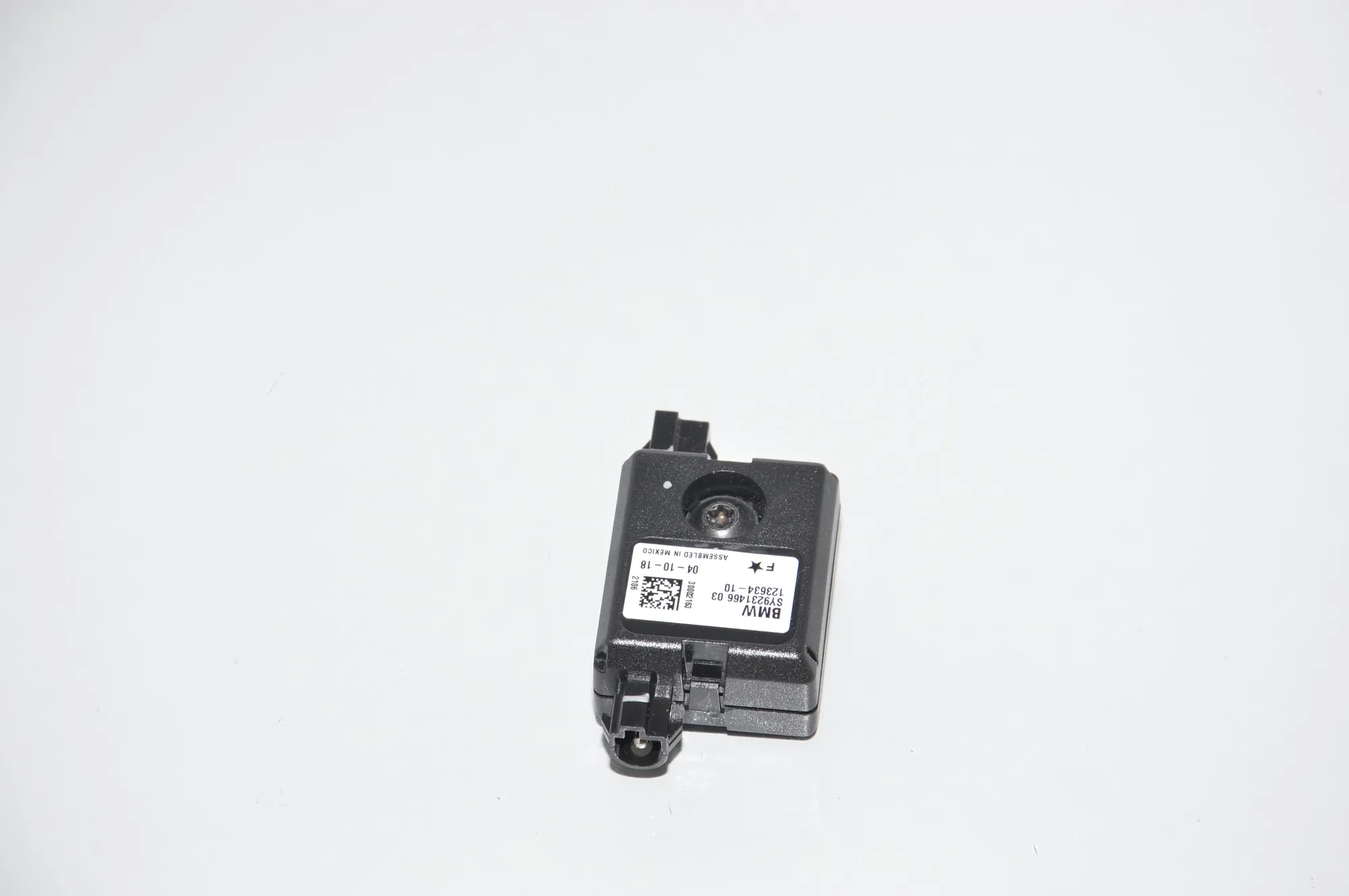 Antenna – OEM 9231466 · BMW i3 (I01) Electric 2018