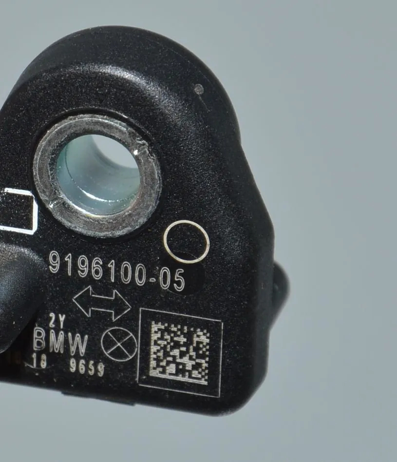 Front Right Impact Sensor – OEM 9196100 · BMW i3 (I01) Electric 2018 – 5