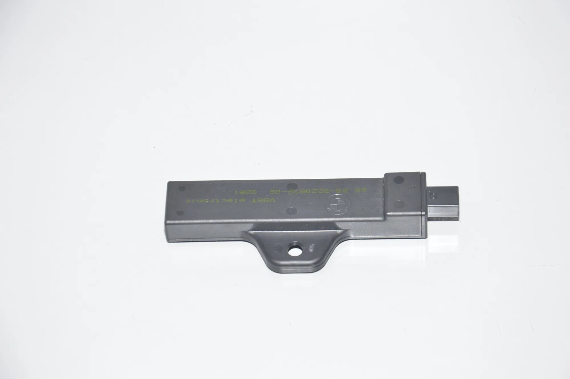 Antenna – OEM 9220832 · BMW i3 (I01) Electric 2018