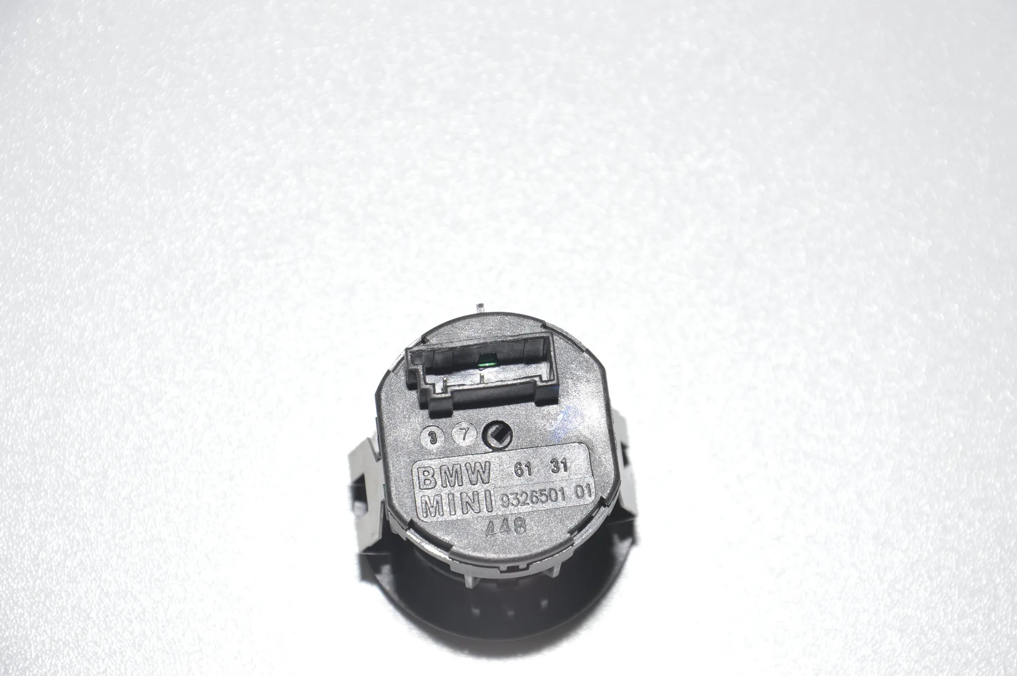 SRS Switch – OEM 9326501 · BMW i3 (I01) Electric 2018 – 5