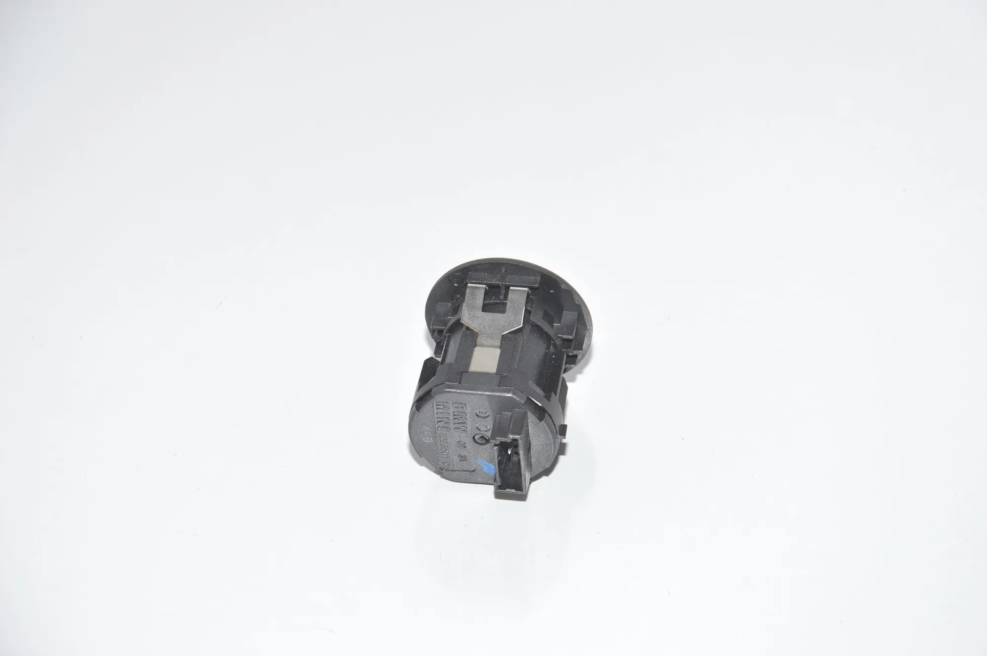SRS Switch – OEM 9326501 · BMW i3 (I01) Electric 2018 – 3