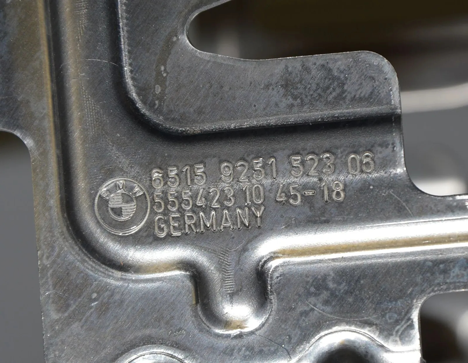 Other Body Parts – OEM 9251523 · BMW i3 (I01) Electric 2018 – 6