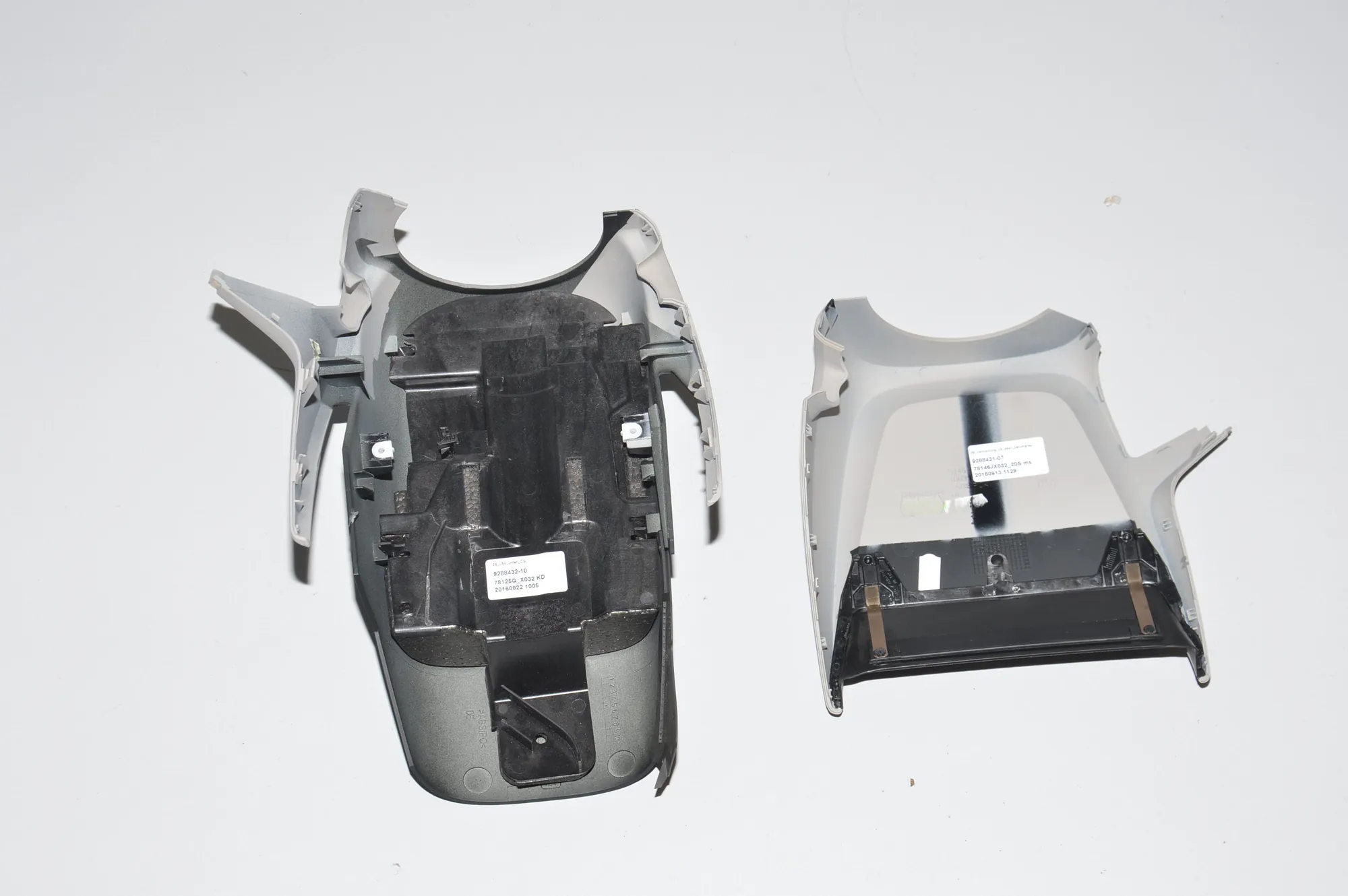 Steering Mechanism Trim – OEM 9288431 · BMW i3 (I01) Electric 2018 – 5
