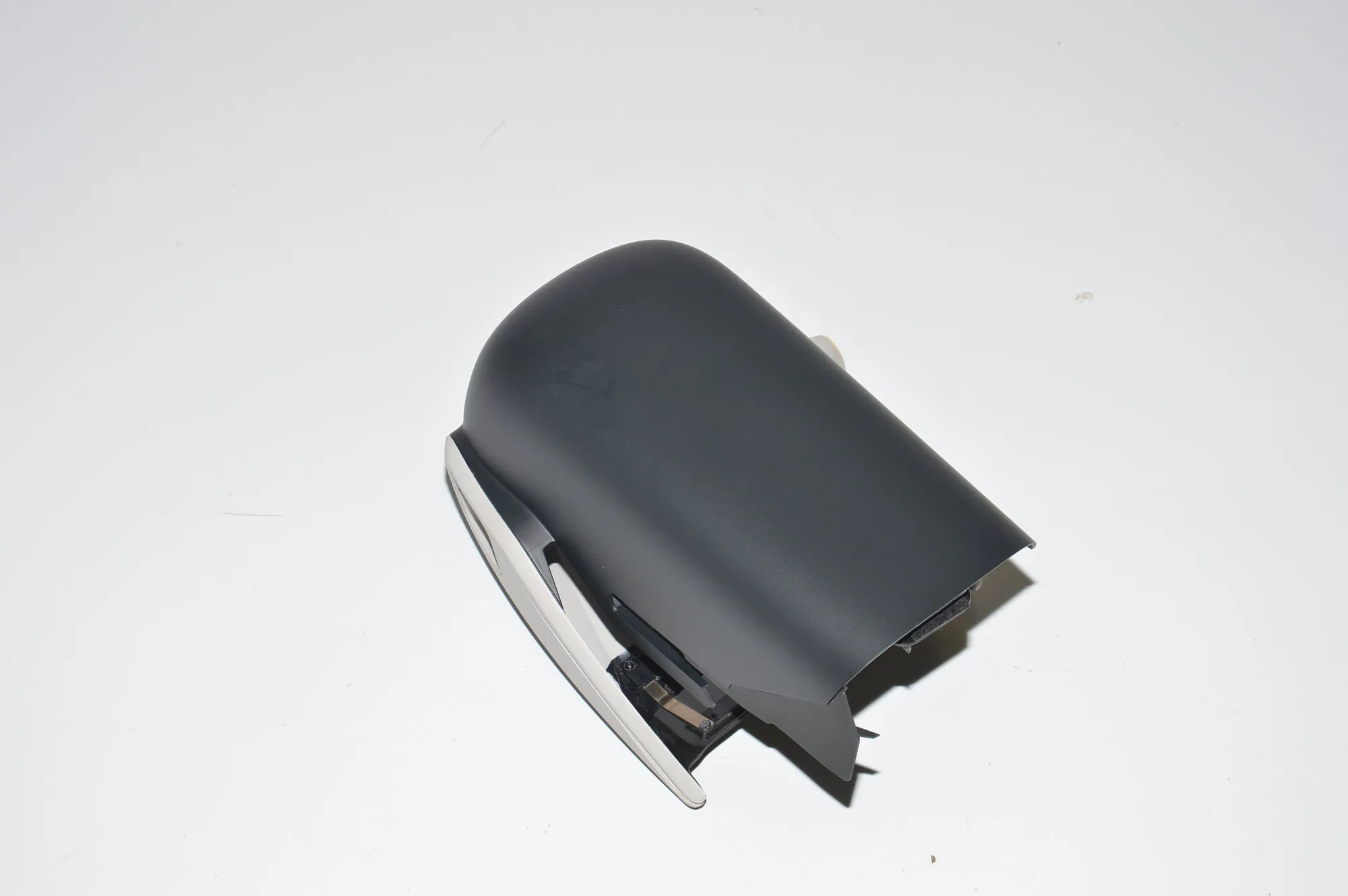 Steering Mechanism Trim – OEM 9288431 · BMW i3 (I01) Electric 2018 – 2