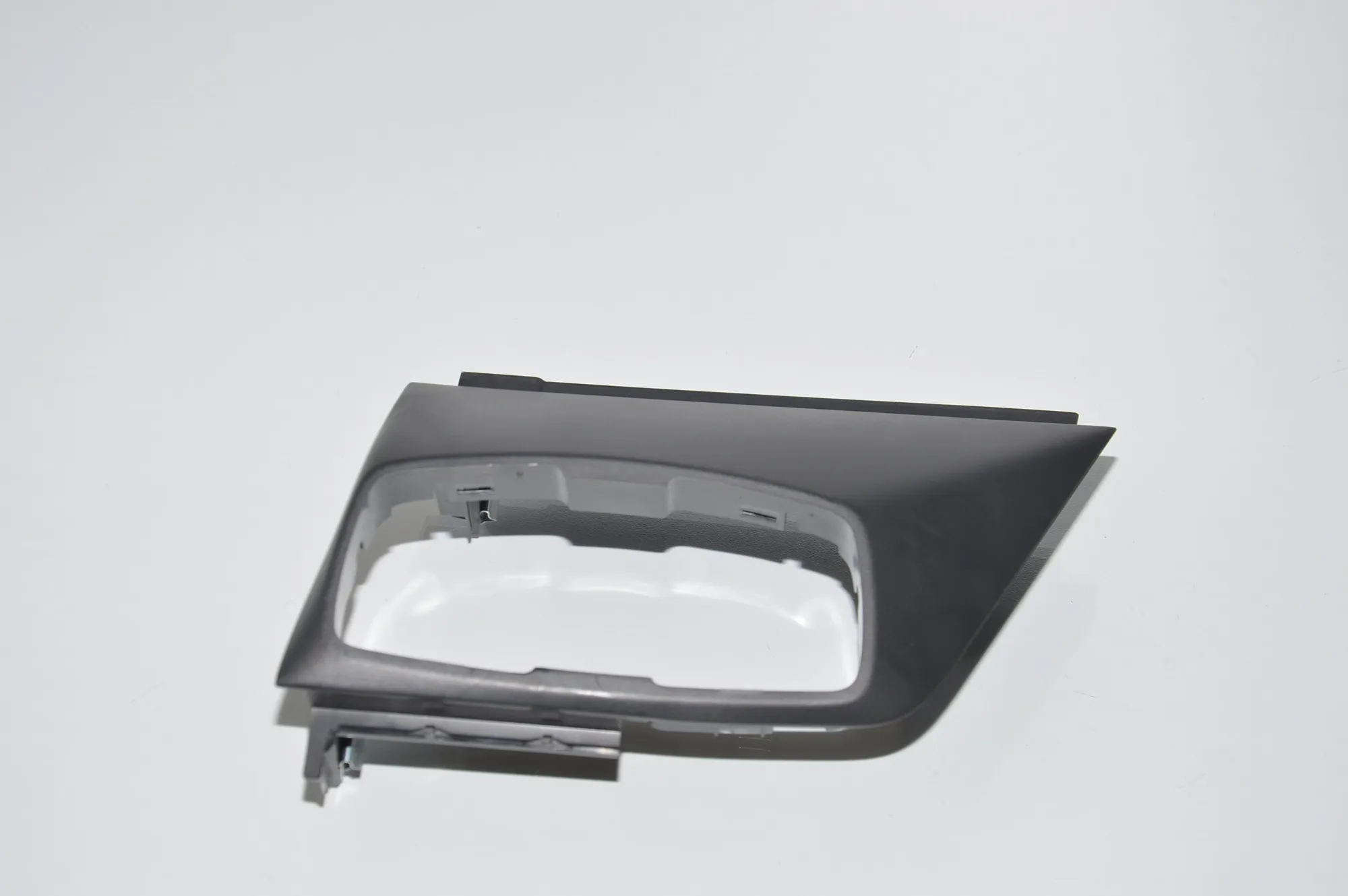 Headlight Switch Trim – OEM 9282943 · BMW i3 (I01) Electric 2018