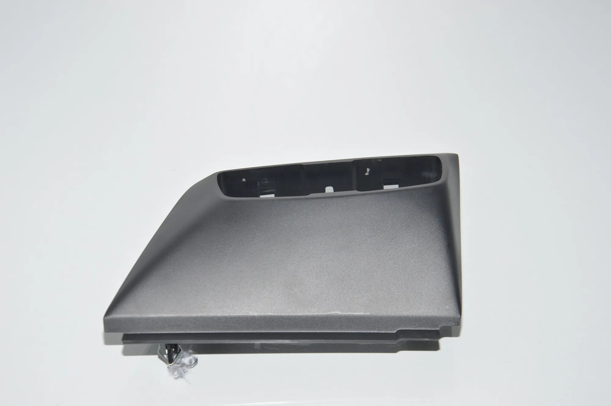 Headlight Switch Trim – OEM 9282943 · BMW i3 (I01) Electric 2018 – 2